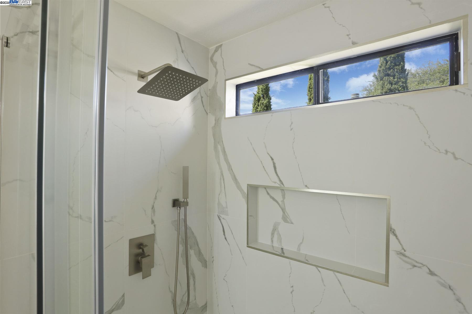 Detail Gallery Image 26 of 44 For 7650 Arbor Creek Cir, Dublin,  CA 94568 - 2 Beds | 2 Baths