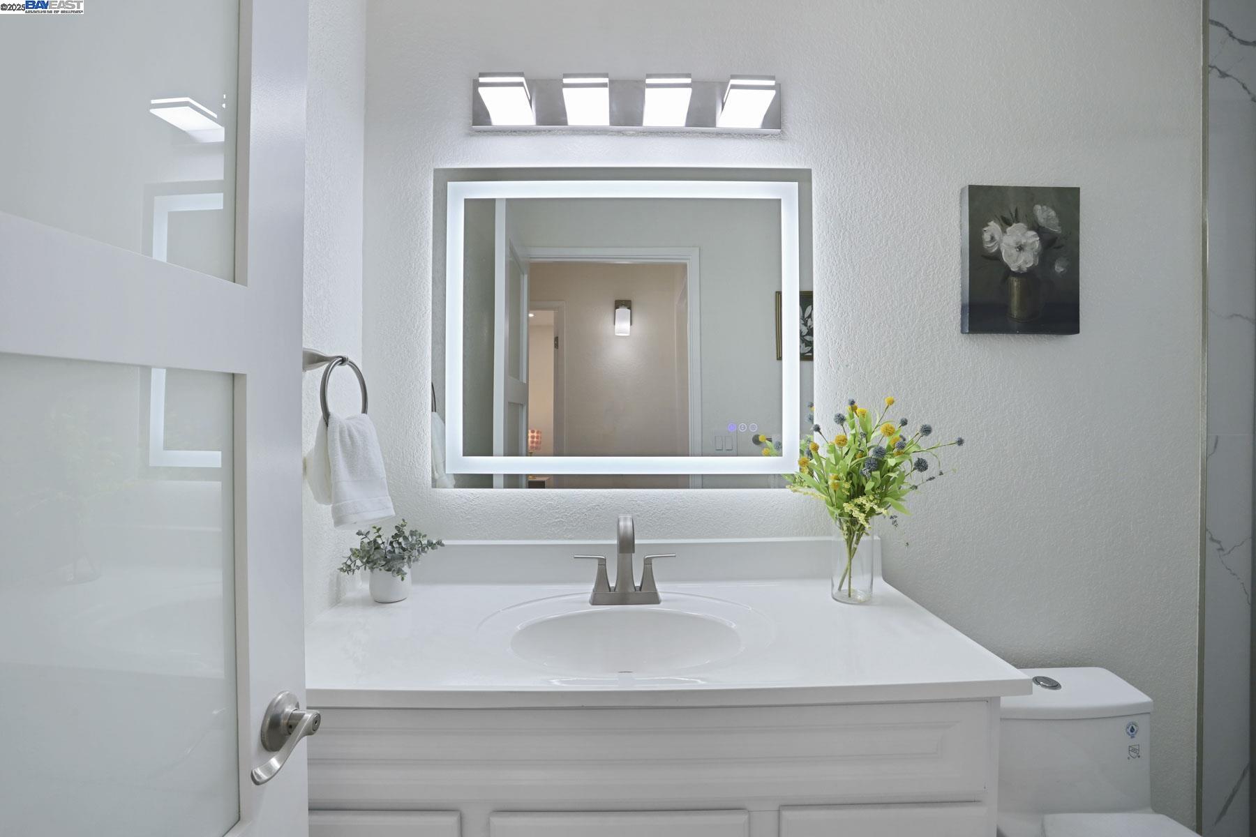 Detail Gallery Image 28 of 44 For 7650 Arbor Creek Cir, Dublin,  CA 94568 - 2 Beds | 2 Baths
