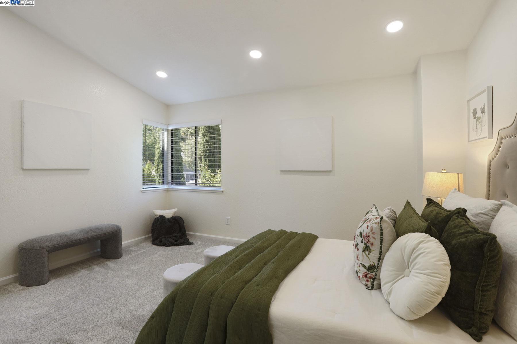 Detail Gallery Image 32 of 44 For 7650 Arbor Creek Cir, Dublin,  CA 94568 - 2 Beds | 2 Baths