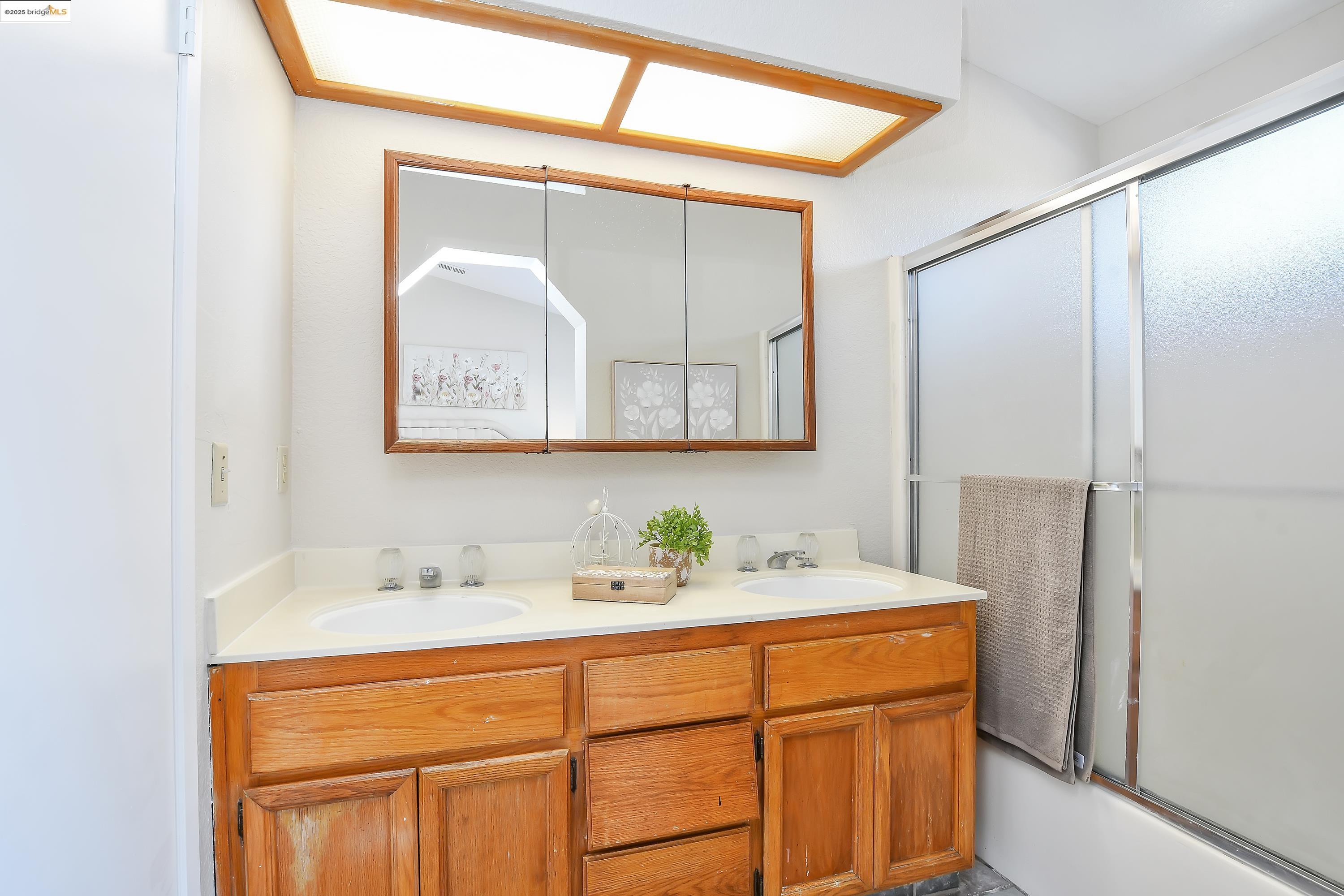 Detail Gallery Image 18 of 30 For 315 Helena Ct, Oakley,  CA 94561 - 3 Beds | 2 Baths
