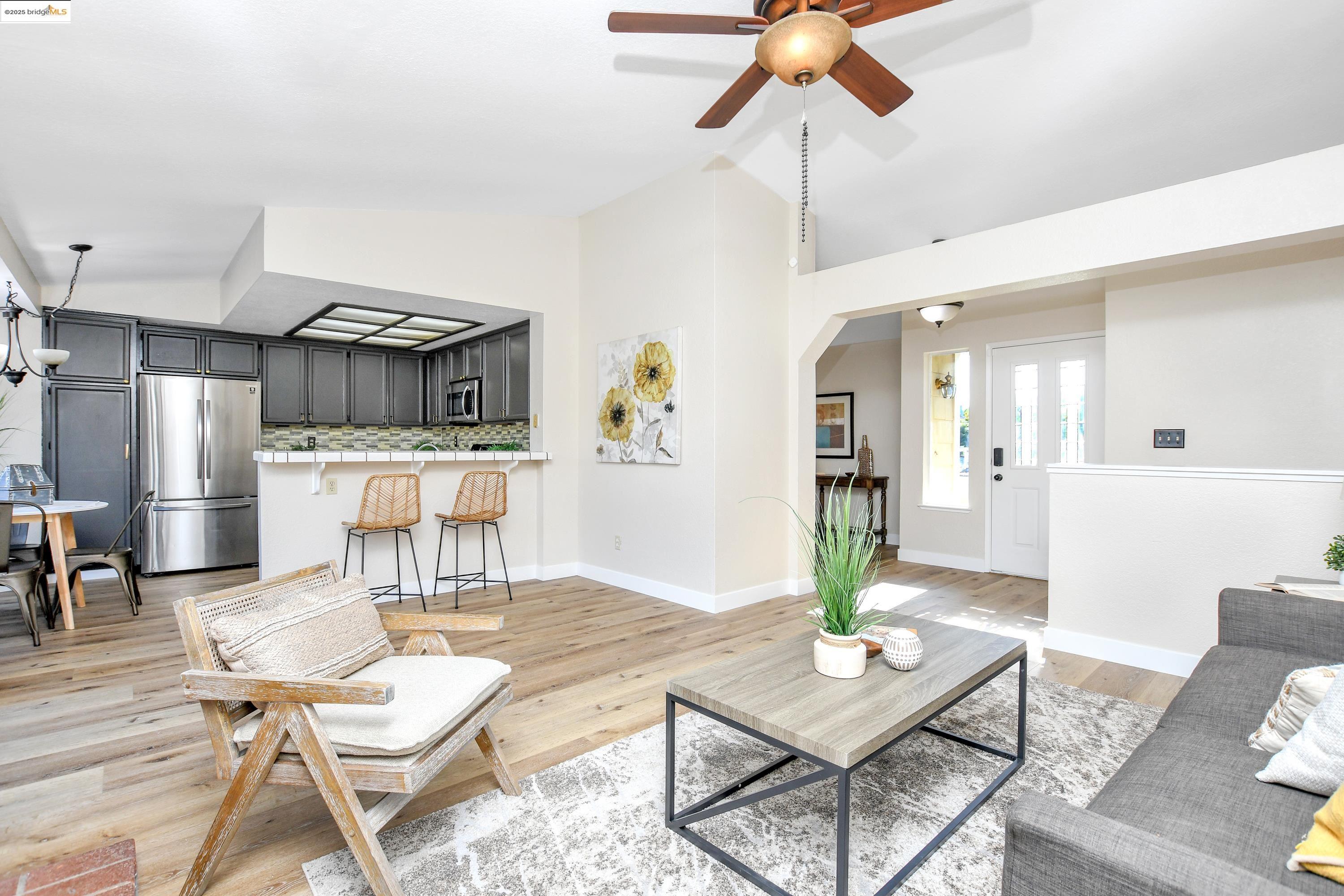 Detail Gallery Image 5 of 30 For 315 Helena Ct, Oakley,  CA 94561 - 3 Beds | 2 Baths