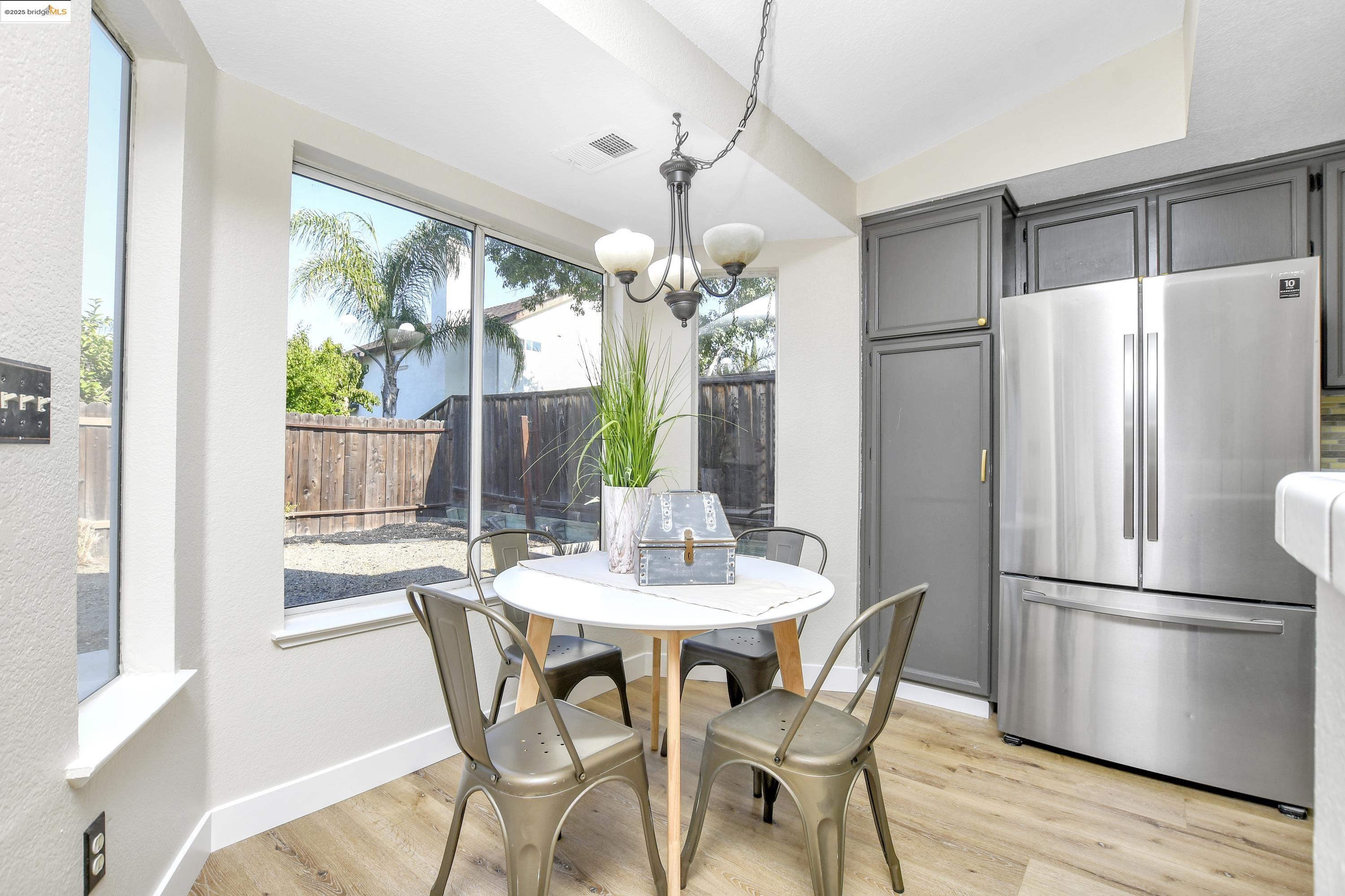 Detail Gallery Image 7 of 30 For 315 Helena Ct, Oakley,  CA 94561 - 3 Beds | 2 Baths