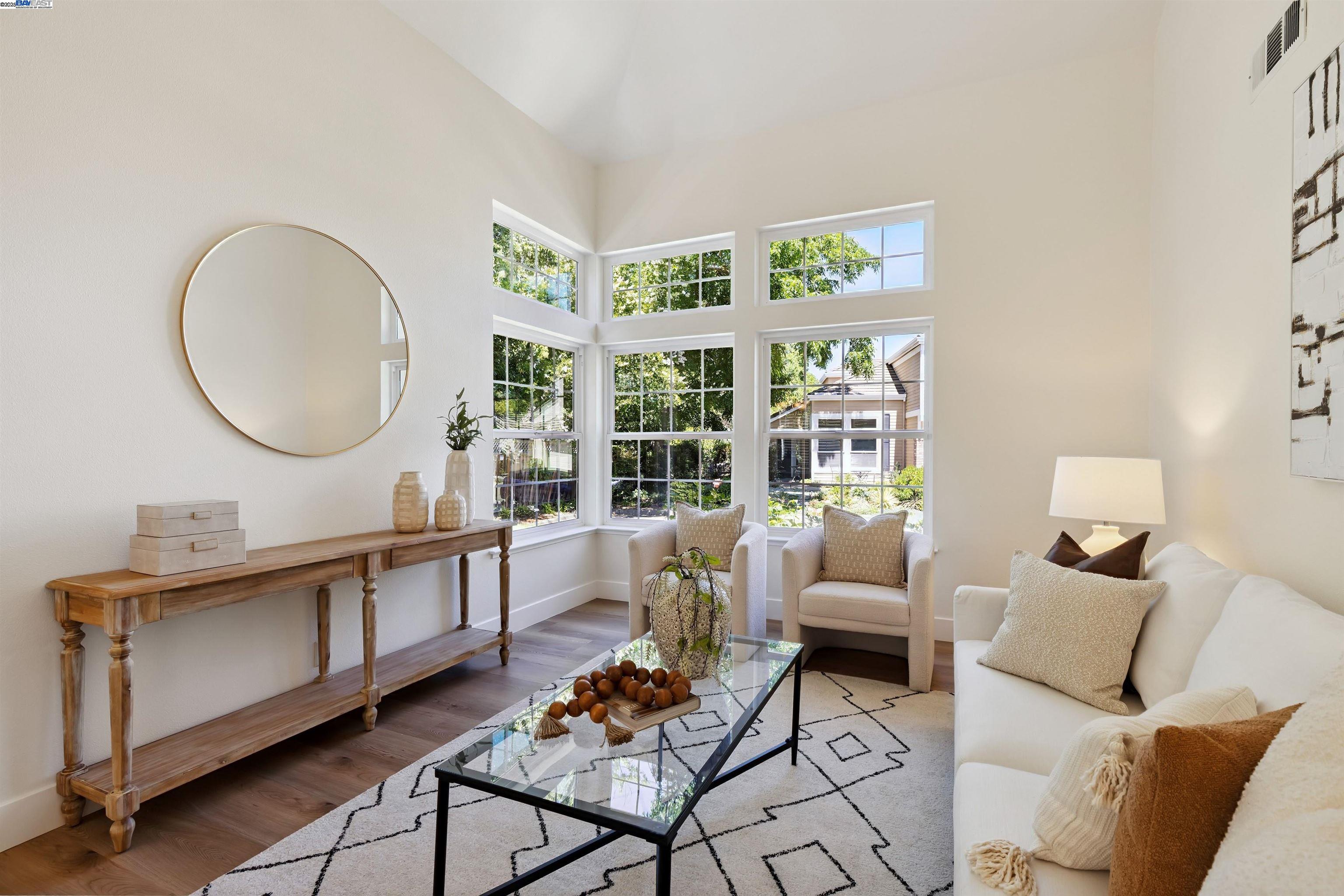 Detail Gallery Image 9 of 50 For 1687 Silverwood Ct, Danville,  CA 94526 - 4 Beds | 2/1 Baths