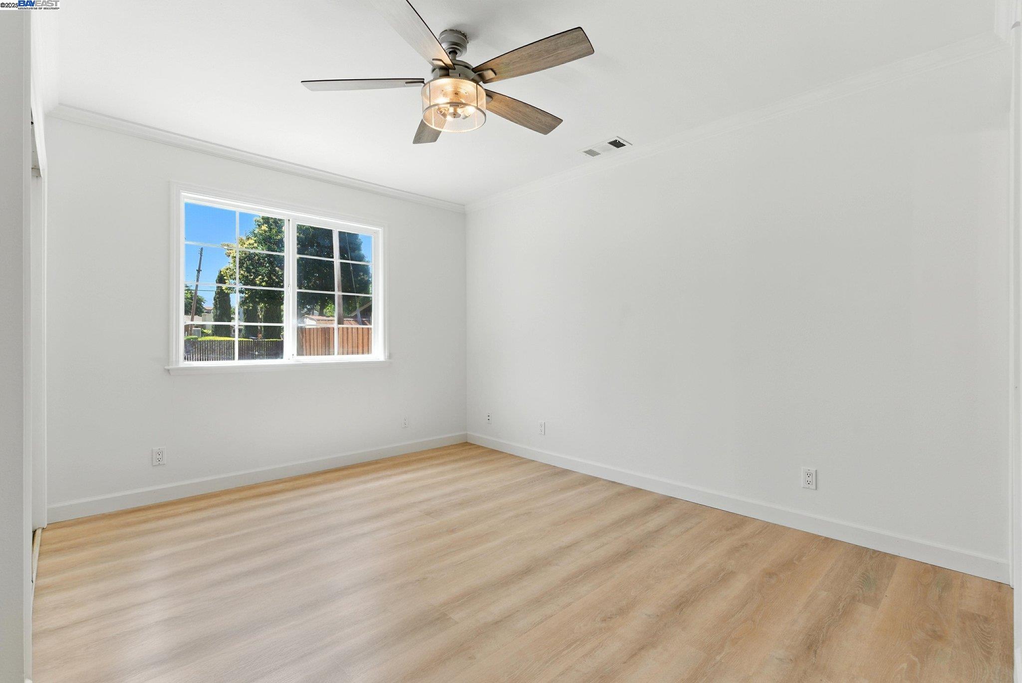 Detail Gallery Image 18 of 41 For 3417 Wren Ave, Concord,  CA 94519-2330 - 3 Beds | 2 Baths