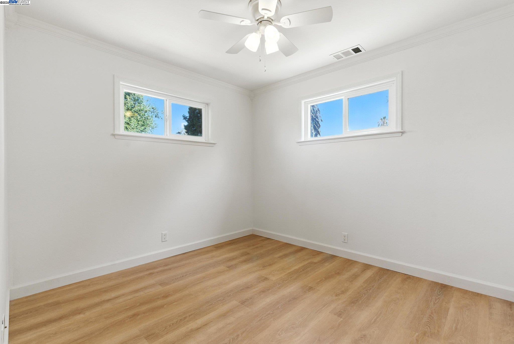 Detail Gallery Image 22 of 41 For 3417 Wren Ave, Concord,  CA 94519-2330 - 3 Beds | 2 Baths