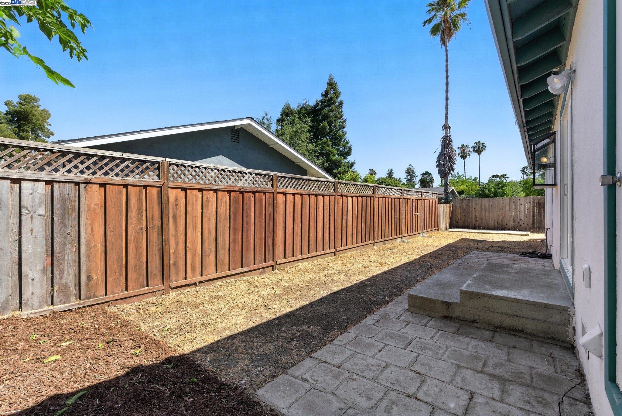 Detail Gallery Image 34 of 41 For 3417 Wren Ave, Concord,  CA 94519-2330 - 3 Beds | 2 Baths
