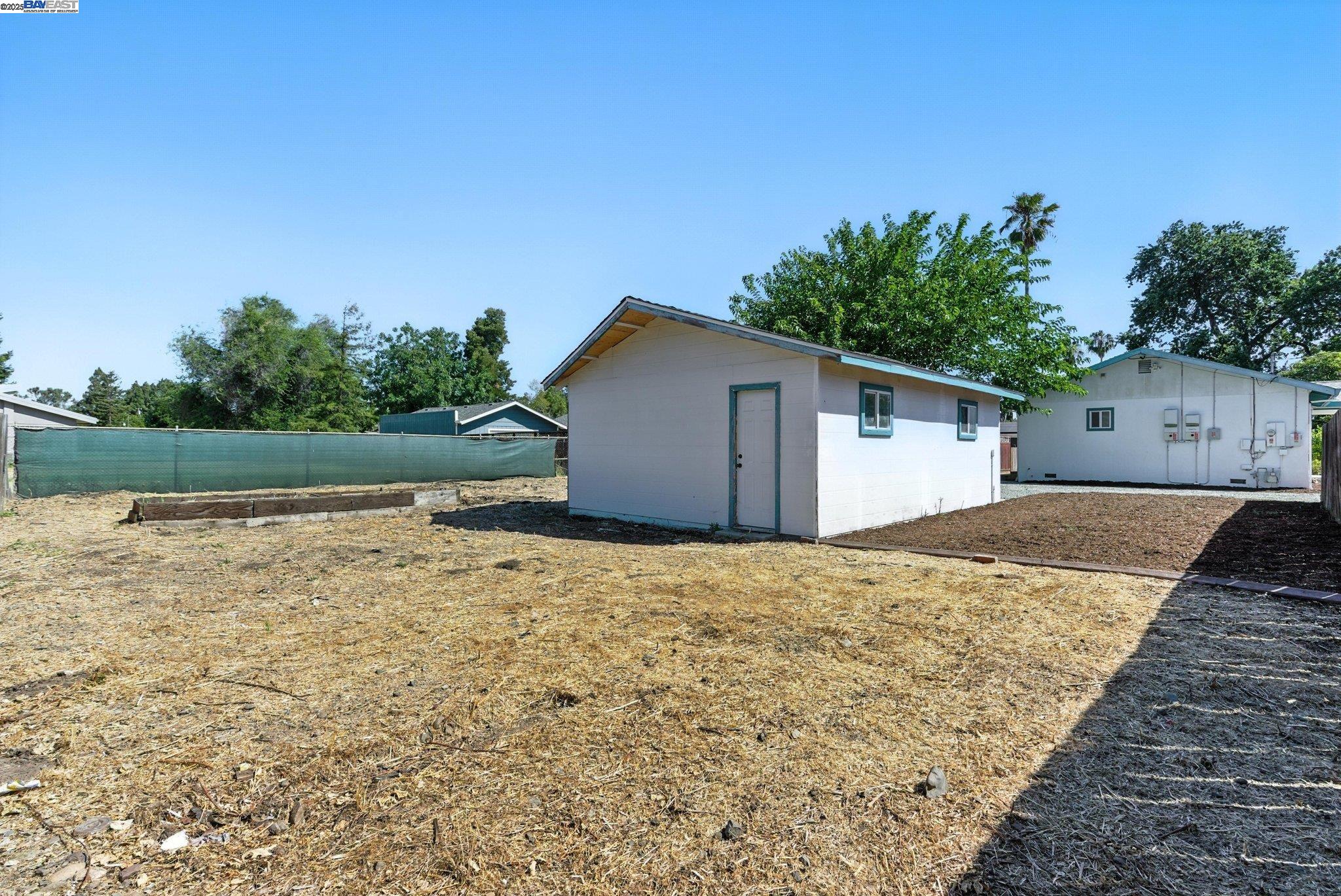 Detail Gallery Image 37 of 41 For 3417 Wren Ave, Concord,  CA 94519-2330 - 3 Beds | 2 Baths