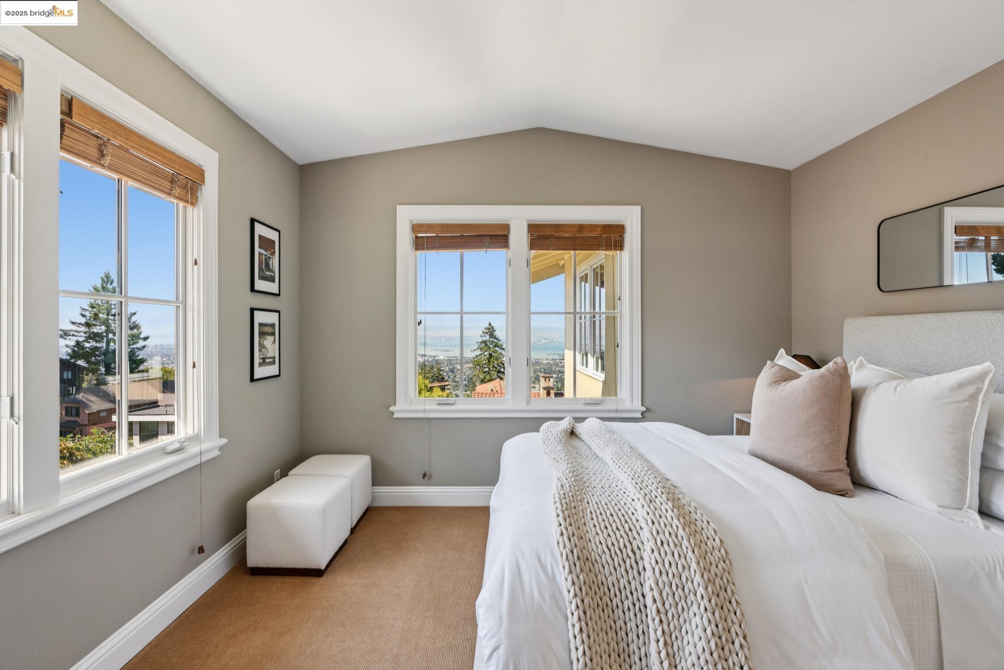Detail Gallery Image 38 of 57 For 1016 Grizzly Peak Blvd, Berkeley,  CA 94708 - 4 Beds | 2/1 Baths