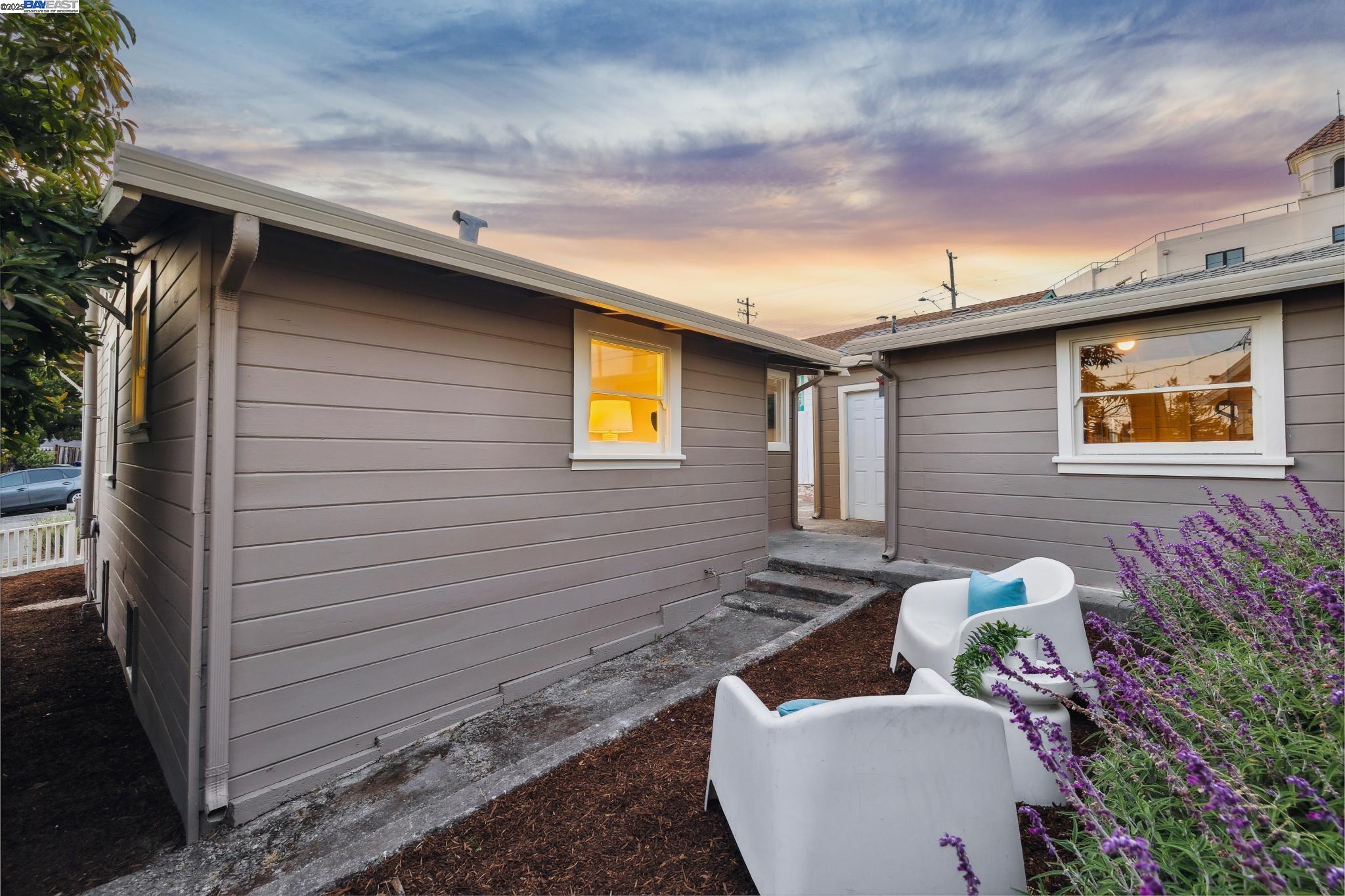 Detail Gallery Image 28 of 39 For 4712 Tompkins Avenue, Oakland,  CA 94619 - 2 Beds | 1 Baths