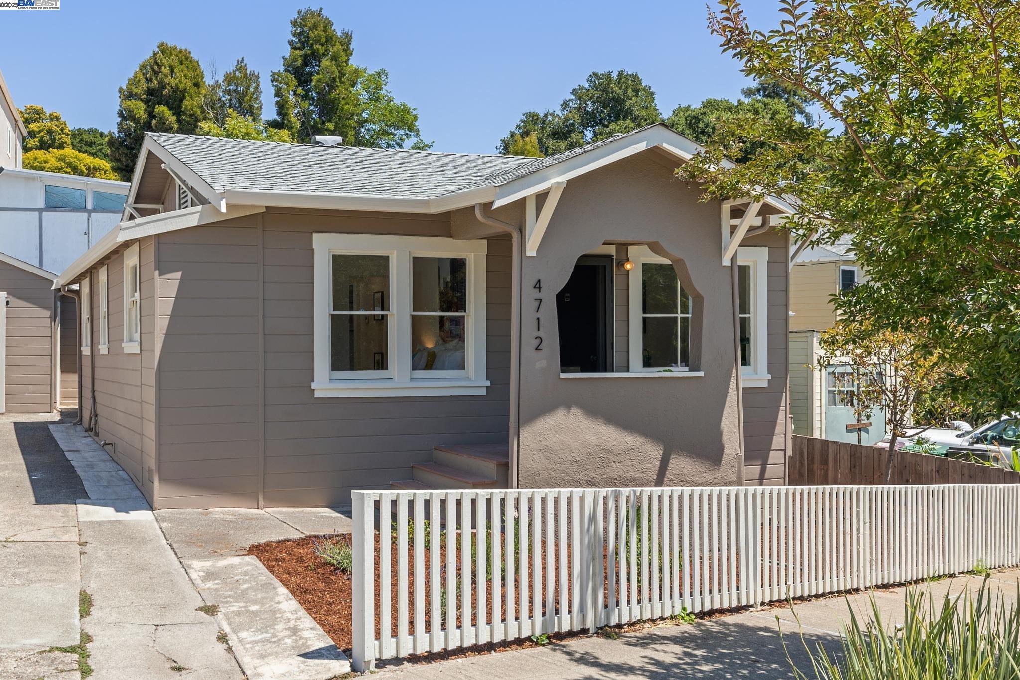Detail Gallery Image 38 of 39 For 4712 Tompkins Avenue, Oakland,  CA 94619 - 2 Beds | 1 Baths