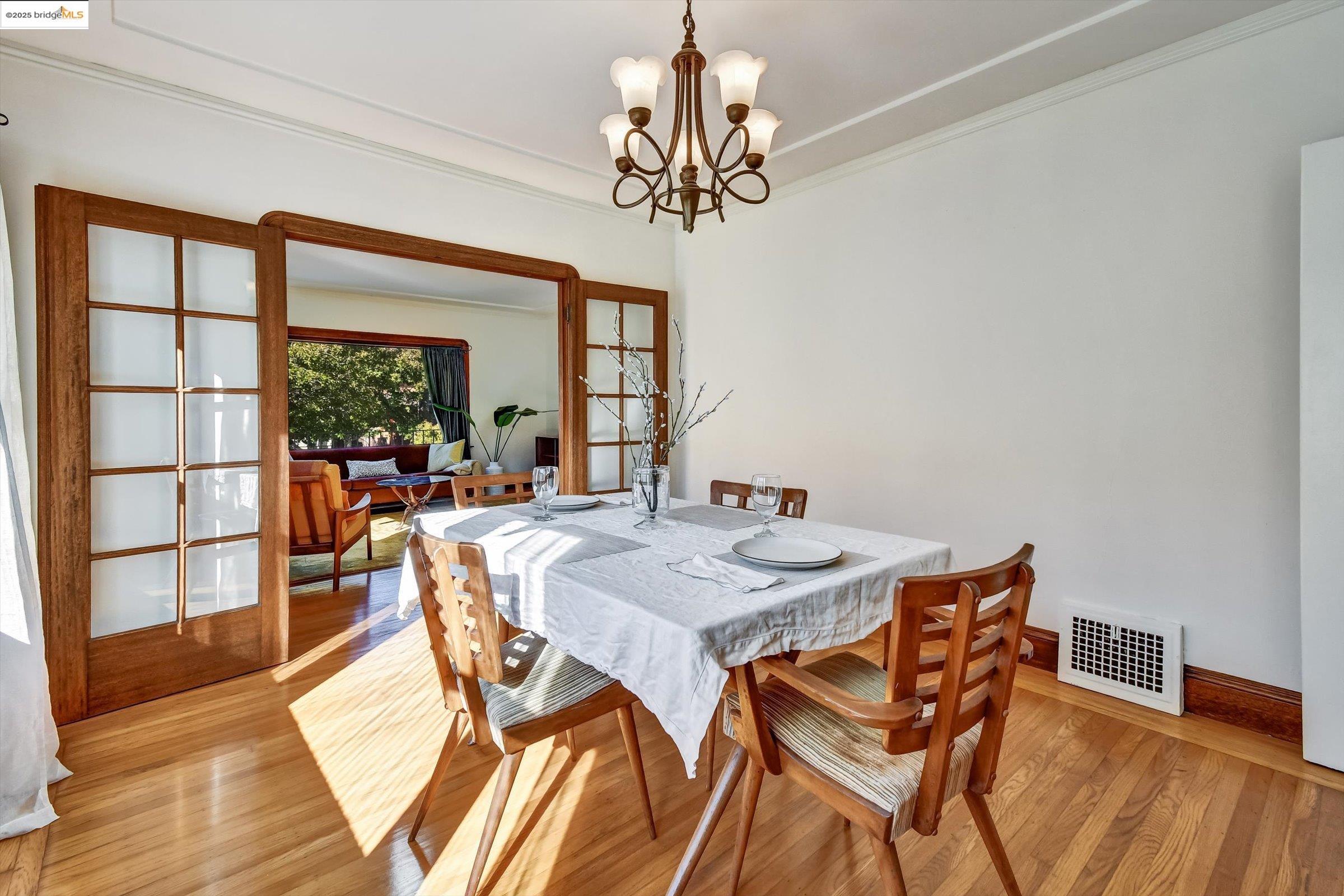 Detail Gallery Image 13 of 36 For 5459 Brookdale Ave., Oakland,  CA 94619 - 2 Beds | 1 Baths