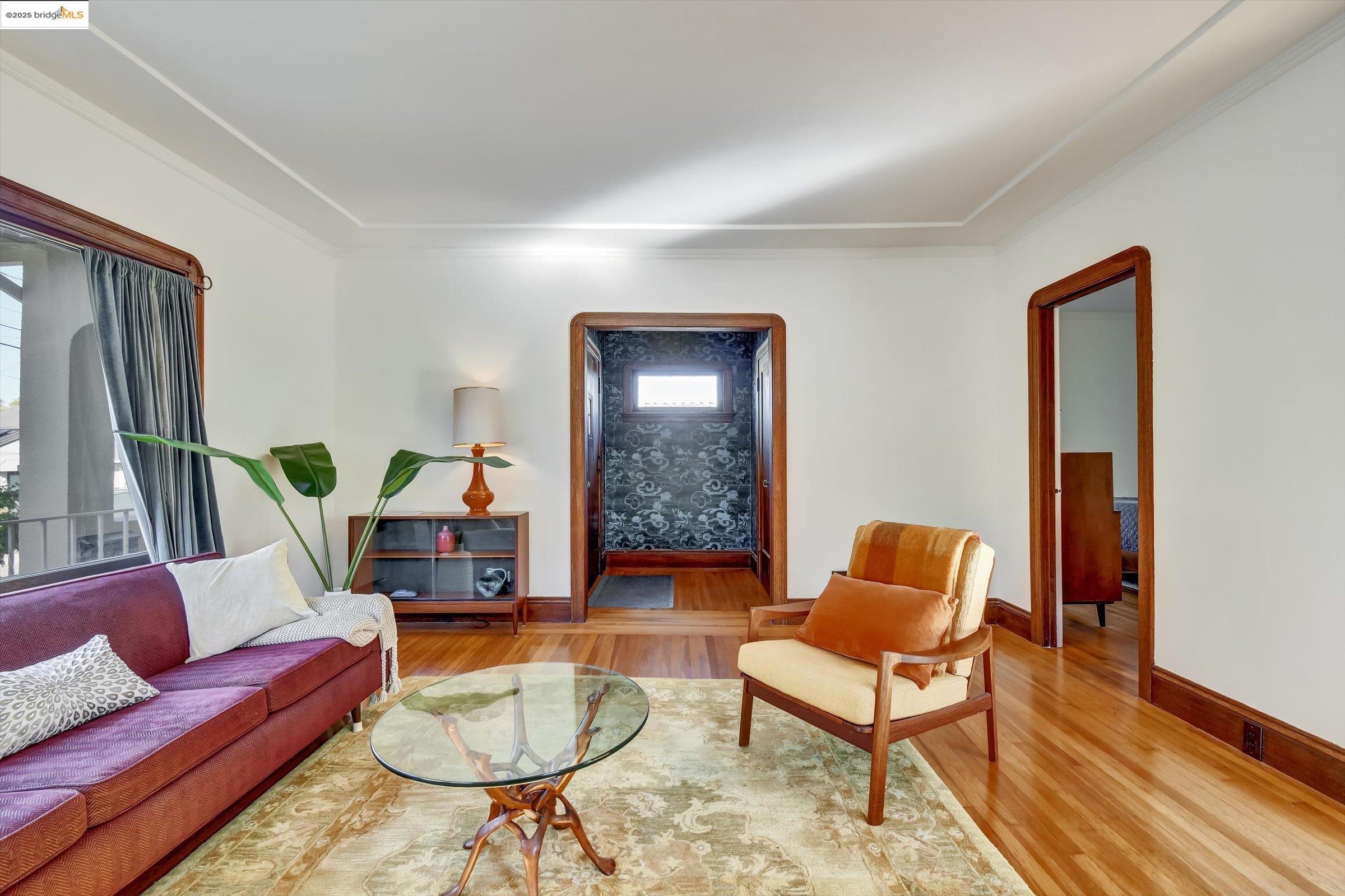 Detail Gallery Image 9 of 36 For 5459 Brookdale Ave., Oakland,  CA 94619 - 2 Beds | 1 Baths