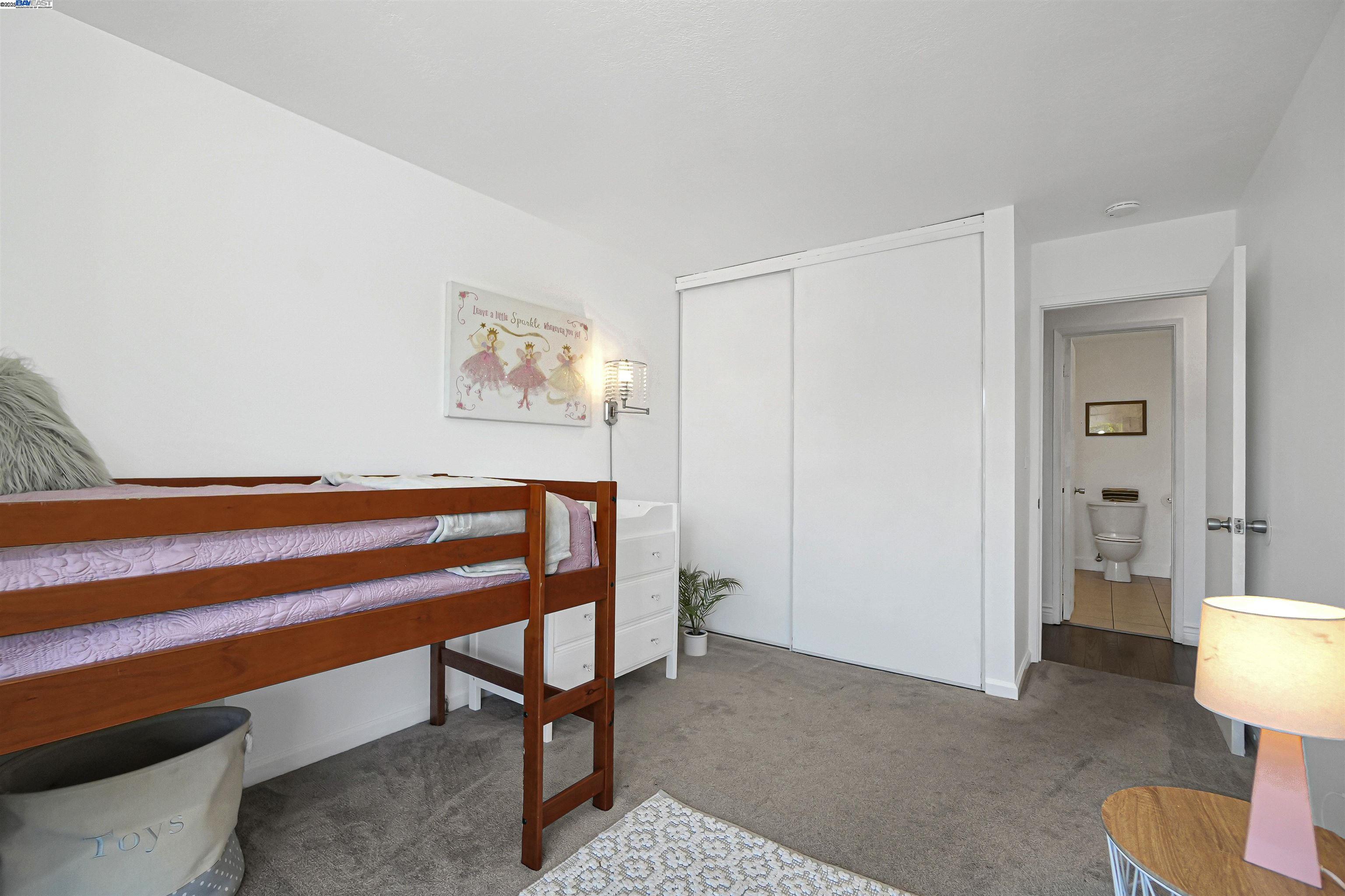 Photo #17: 41104320 Listing: Photo #17