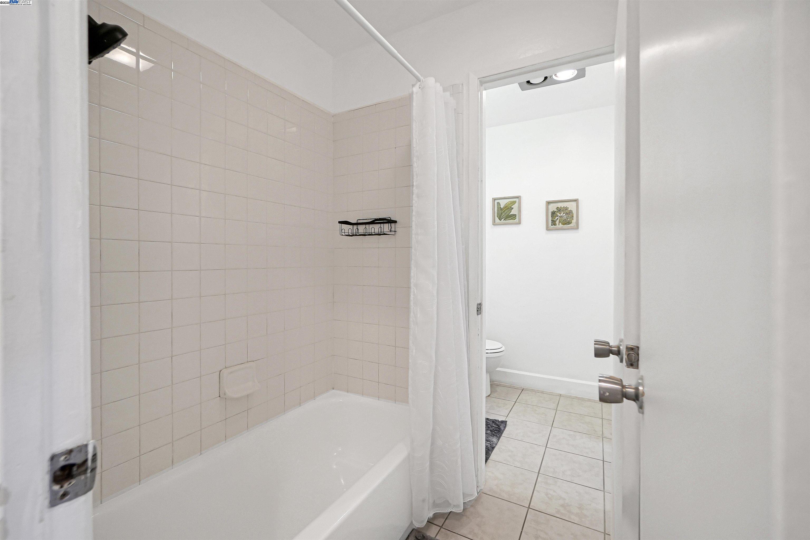 Photo #23: 41104320 Listing: Photo #23