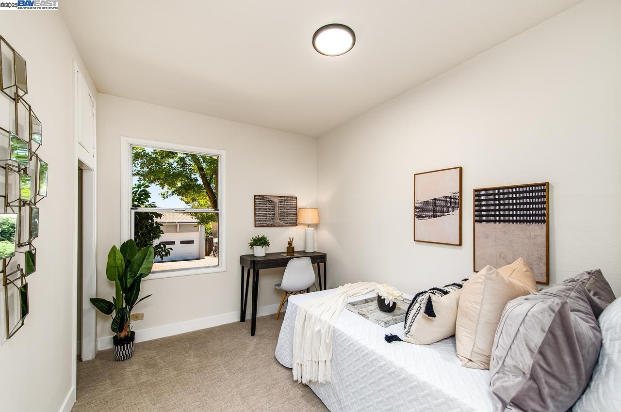 Detail Gallery Image 16 of 34 For 17673 Dorson Ln, Castro Valley,  CA 94546 - 3 Beds | 1 Baths