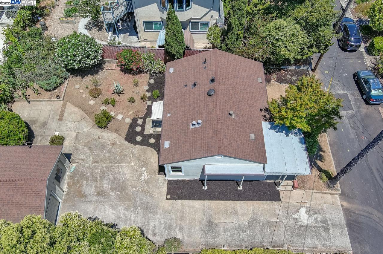 Detail Gallery Image 31 of 34 For 17673 Dorson Ln, Castro Valley,  CA 94546 - 3 Beds | 1 Baths