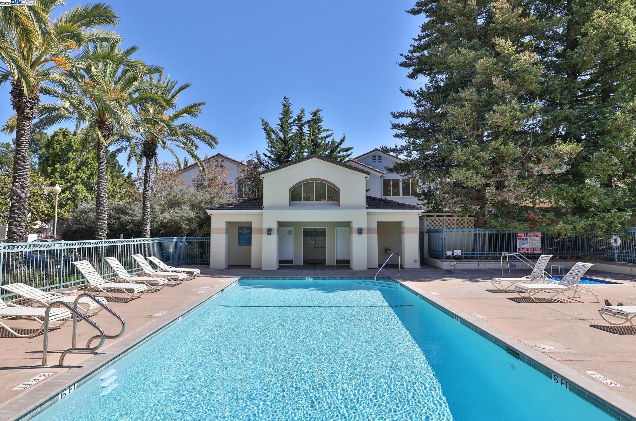 Detail Gallery Image 35 of 46 For 11030 via Sorrento, Cupertino,  CA 95014 - 4 Beds | 3/1 Baths