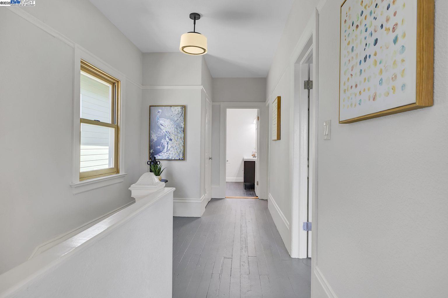 Detail Gallery Image 26 of 43 For 3034 Martin Luther King Jr Way, Oakland,  CA 94609 - 3 Beds | 2 Baths