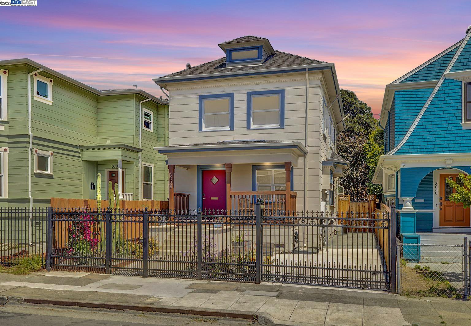 Detail Gallery Image 39 of 43 For 3034 Martin Luther King Jr Way, Oakland,  CA 94609 - 3 Beds | 2 Baths