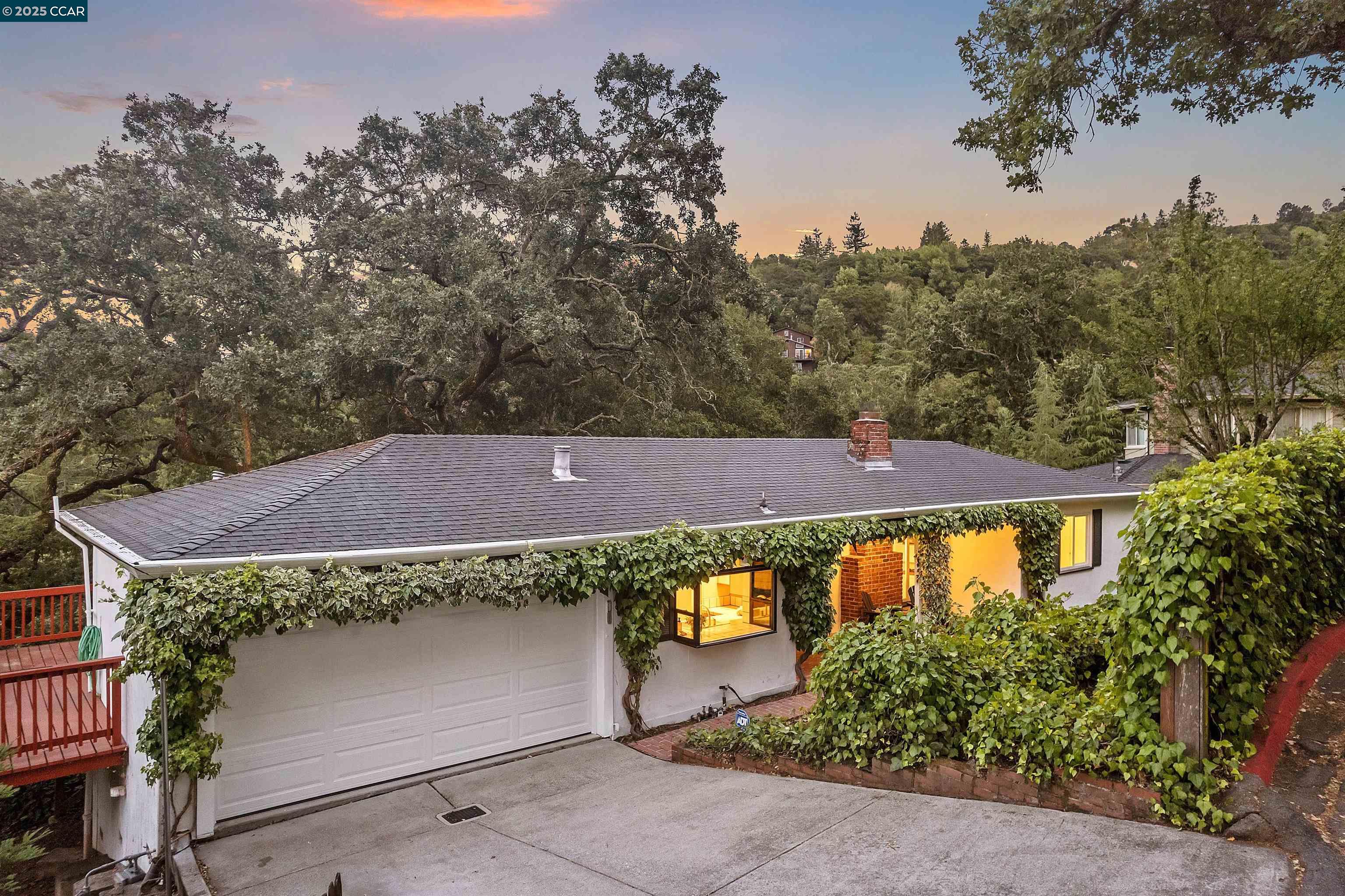 Detail Gallery Image 1 of 1 For 35 Claremont Ave, Orinda,  CA 94563 - 2 Beds | 2/1 Baths