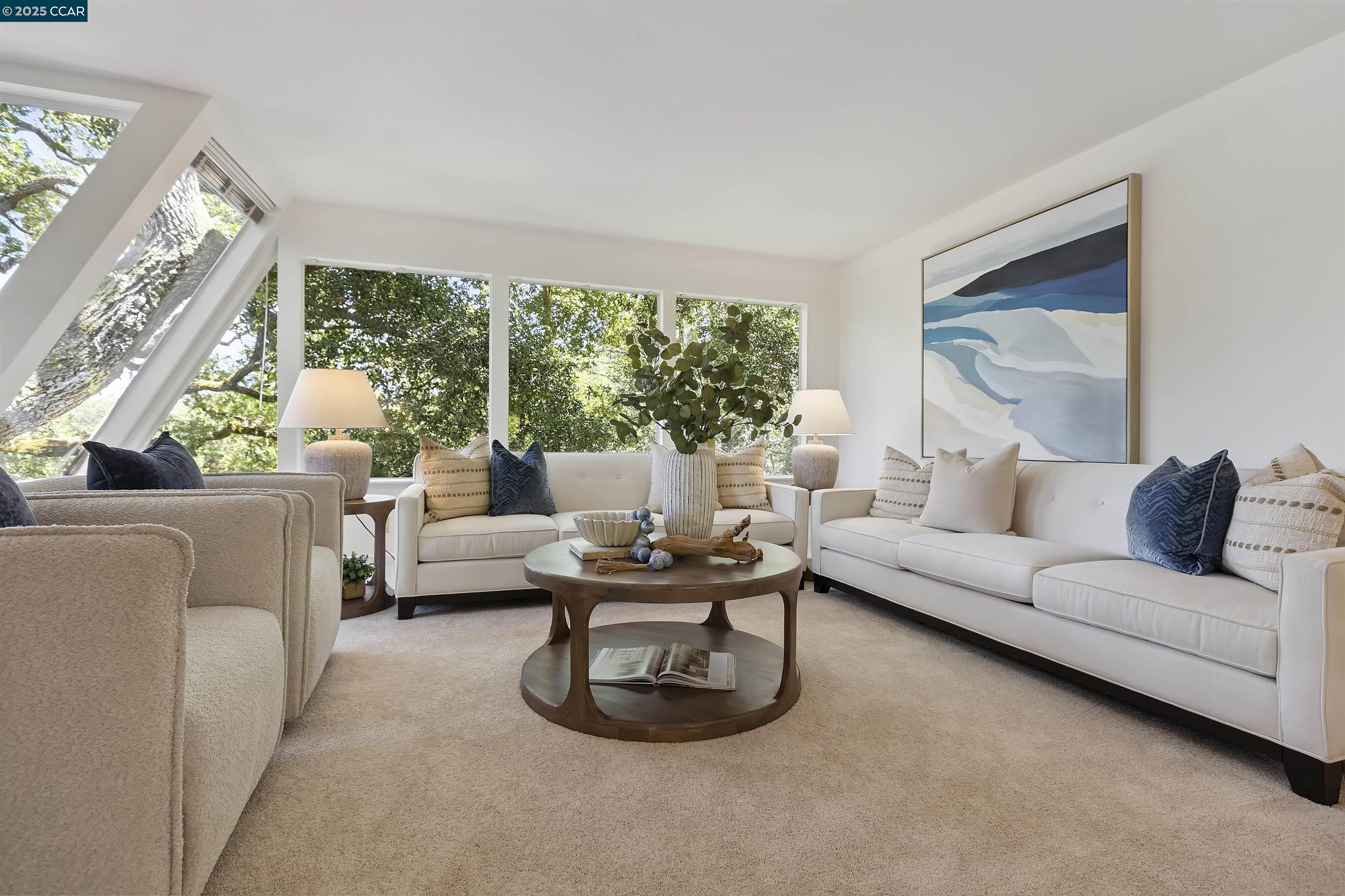 Detail Gallery Image 19 of 46 For 35 Claremont Ave, Orinda,  CA 94563 - 2 Beds | 2/1 Baths
