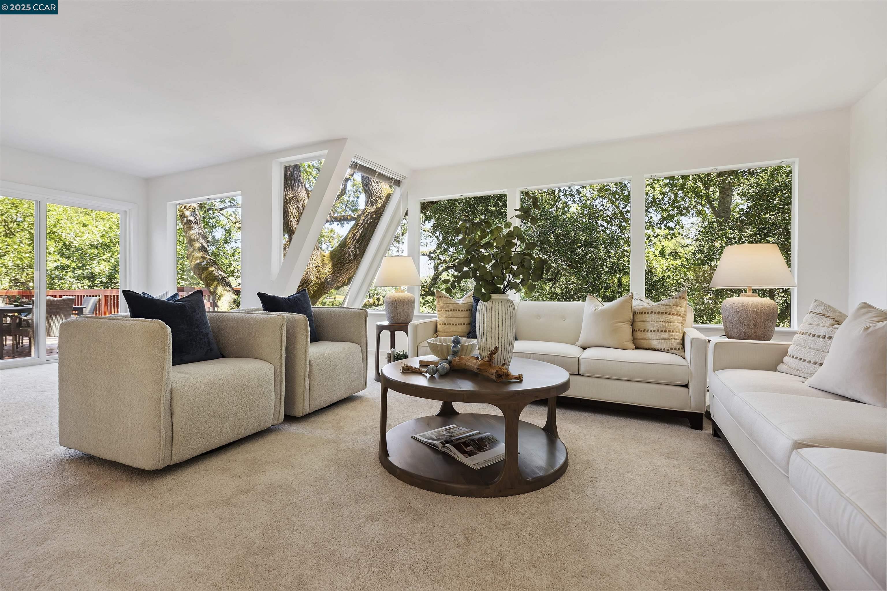 Detail Gallery Image 20 of 46 For 35 Claremont Ave, Orinda,  CA 94563 - 2 Beds | 2/1 Baths