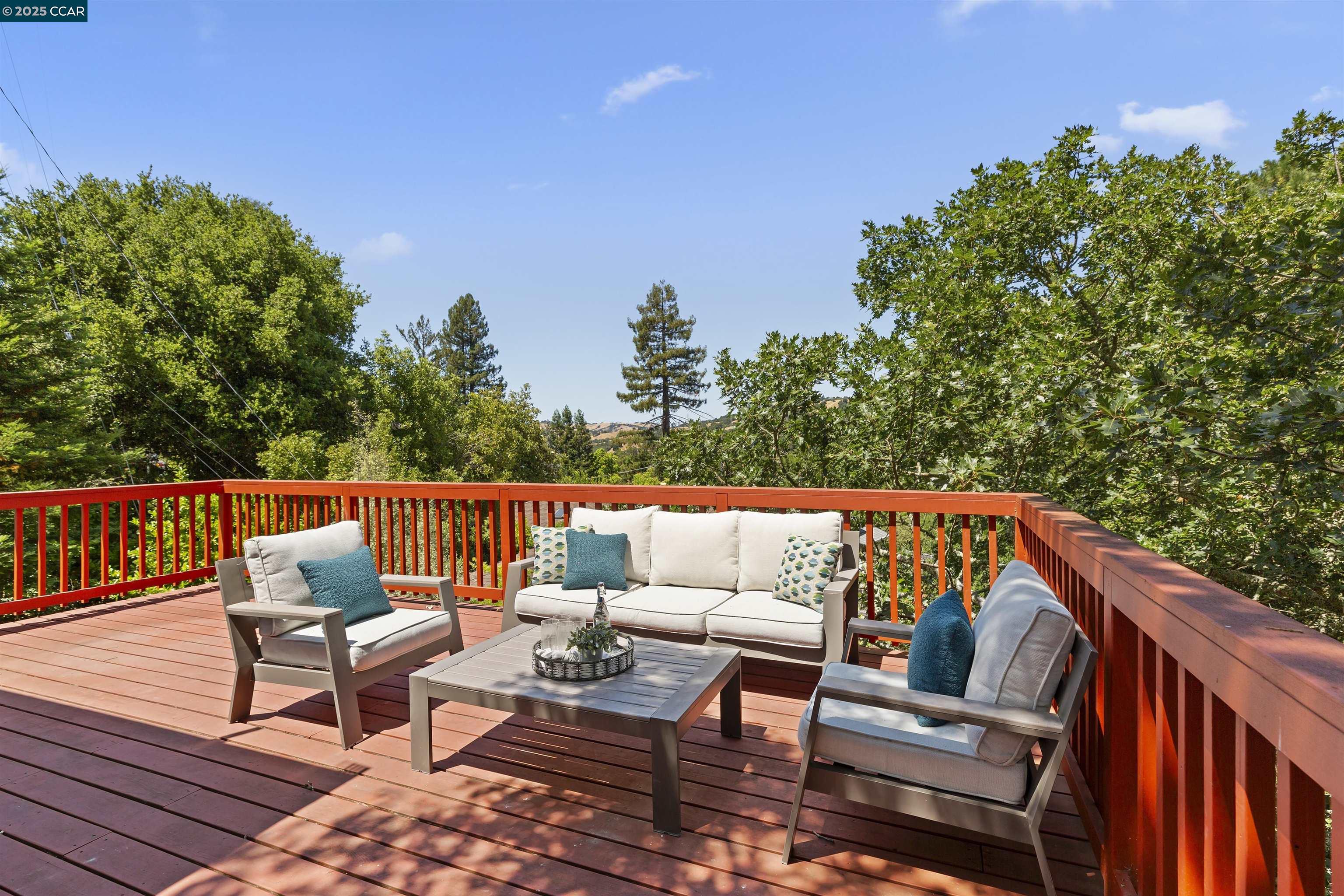 Detail Gallery Image 29 of 46 For 35 Claremont Ave, Orinda,  CA 94563 - 2 Beds | 2/1 Baths