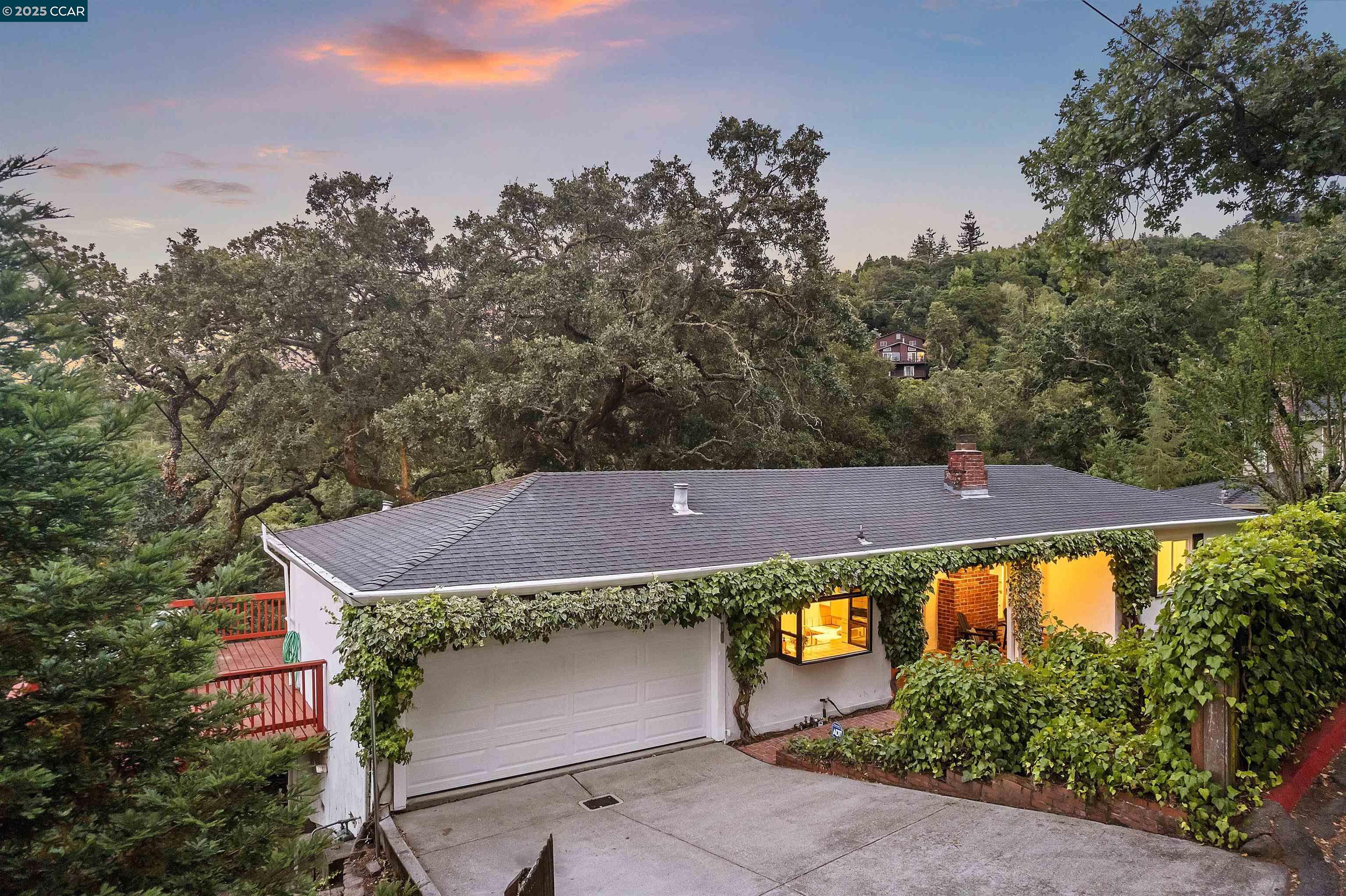Detail Gallery Image 44 of 46 For 35 Claremont Ave, Orinda,  CA 94563 - 2 Beds | 2/1 Baths