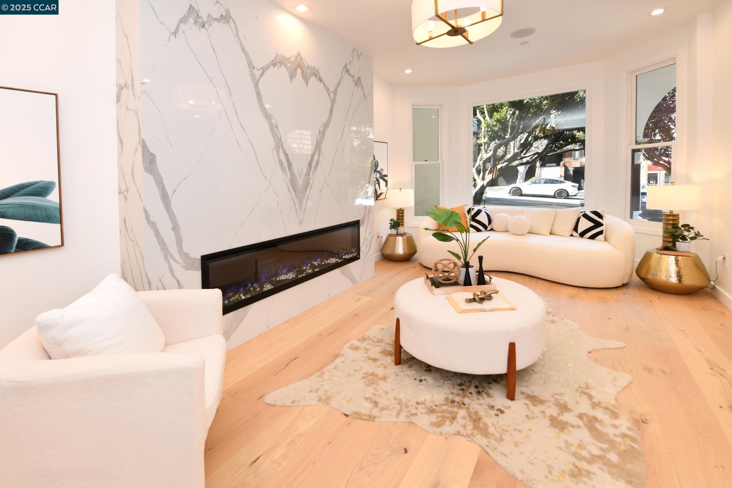 Detail Gallery Image 1 of 24 For 3169 Washington St, San Francisco,  CA 94115-0000 - 5 Beds | 5/2 Baths