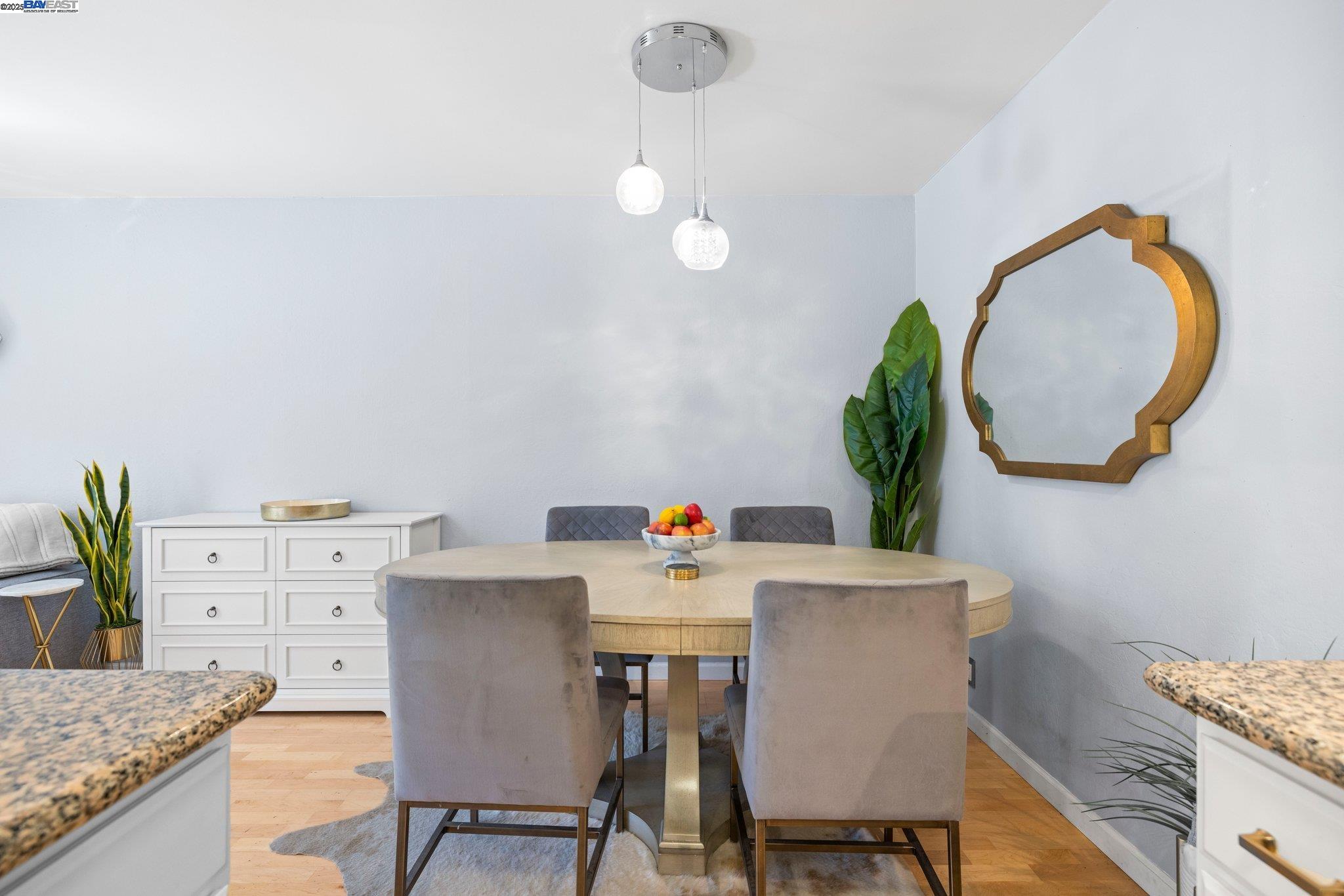 Detail Gallery Image 9 of 24 For 150 Pearl St #106,  Oakland,  CA 94611 - 1 Beds | 1 Baths