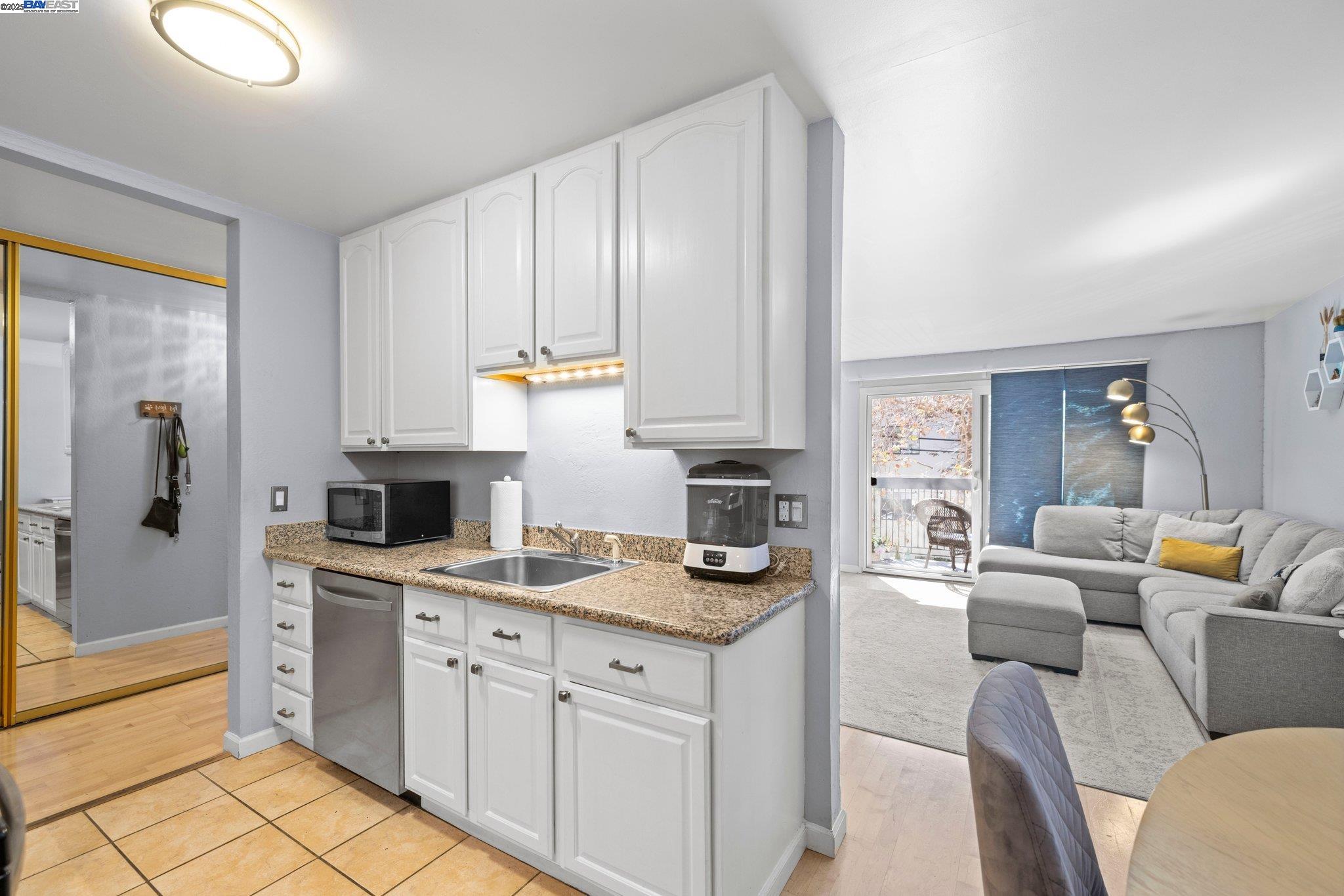 Detail Gallery Image 11 of 24 For 150 Pearl St #106,  Oakland,  CA 94611 - 1 Beds | 1 Baths