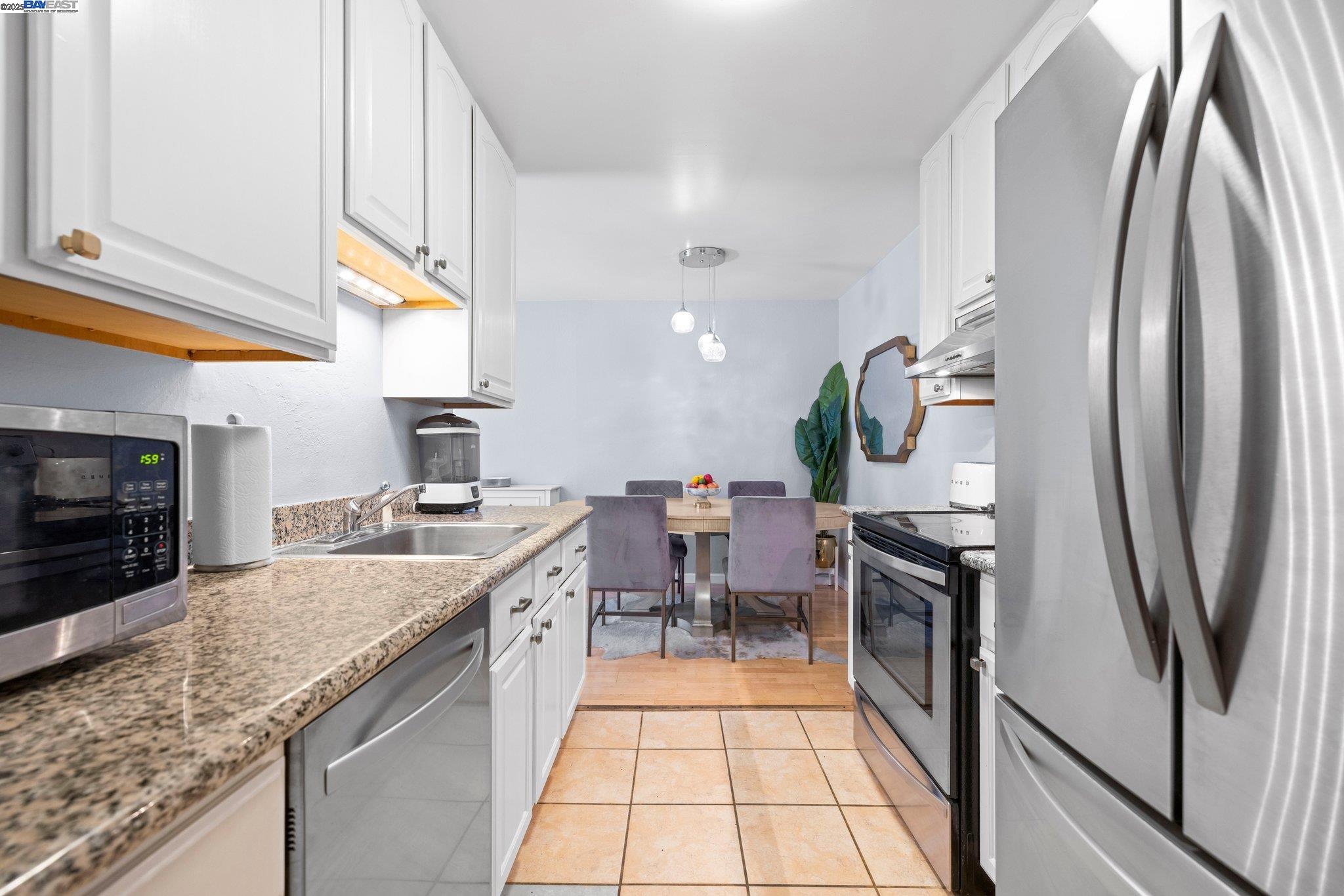 Detail Gallery Image 13 of 24 For 150 Pearl St #106,  Oakland,  CA 94611 - 1 Beds | 1 Baths