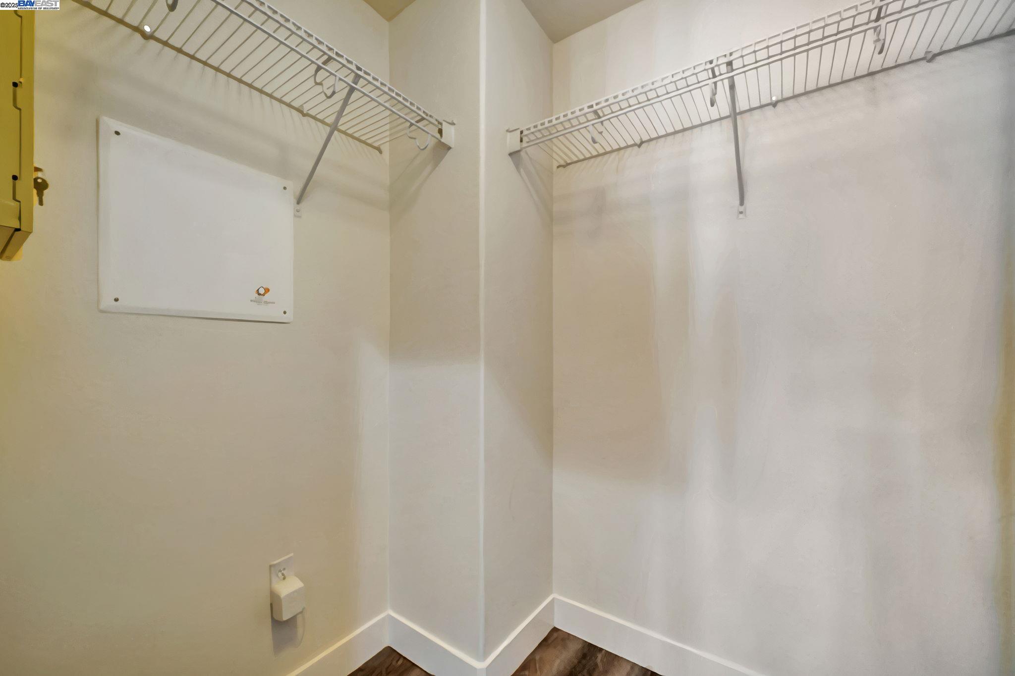 Photo #31: 41104330 Listing: Photo #31