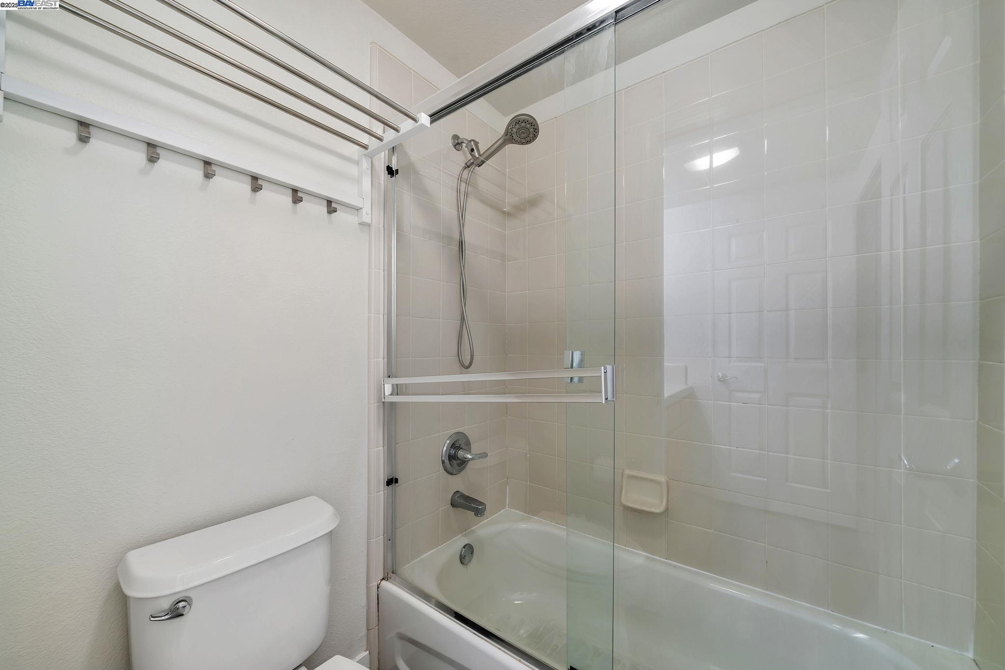 Photo #34: 41104330 Listing: Photo #34
