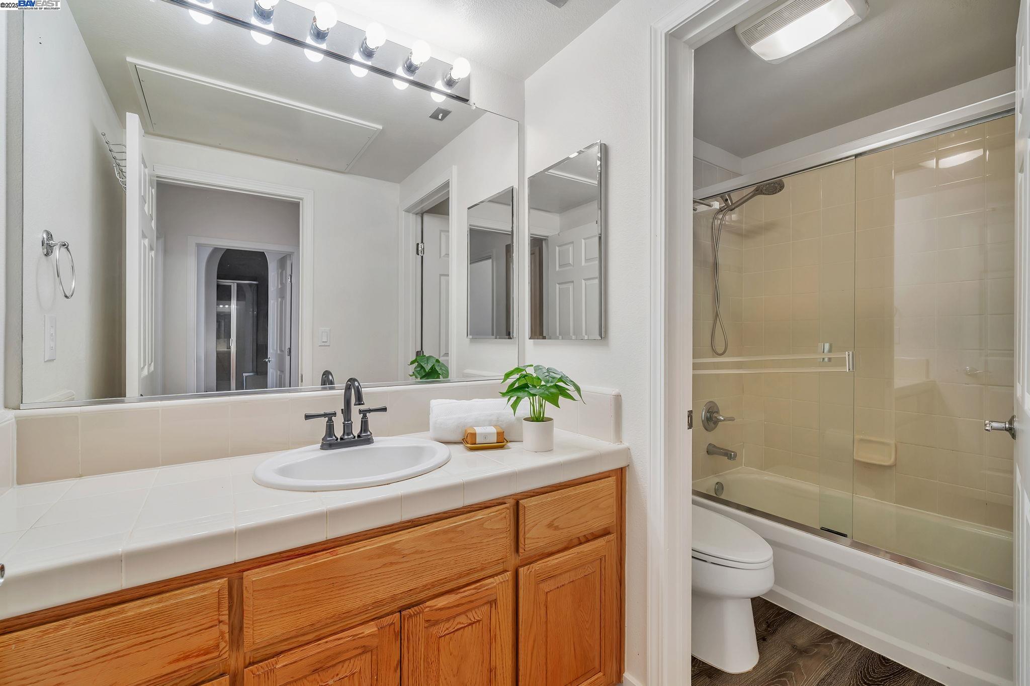 Photo #35: 41104330 Listing: Photo #35