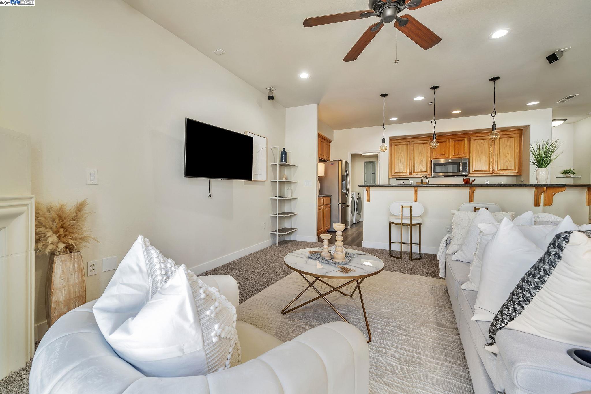 Photo #9: 41104330 Listing: Photo #9