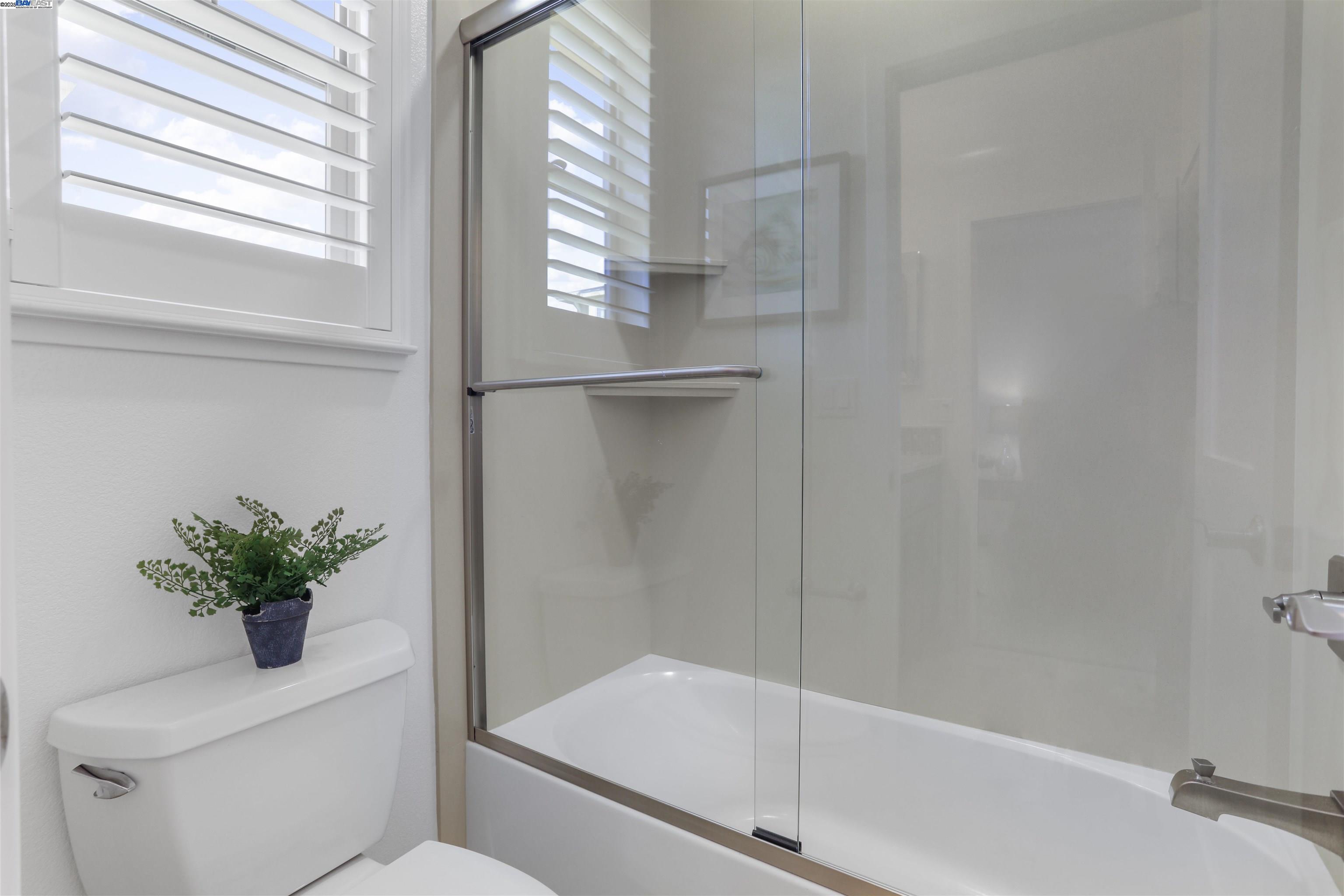 Detail Gallery Image 34 of 44 For 253 Fennel Way, Livermore,  CA 94551 - 4 Beds | 3 Baths