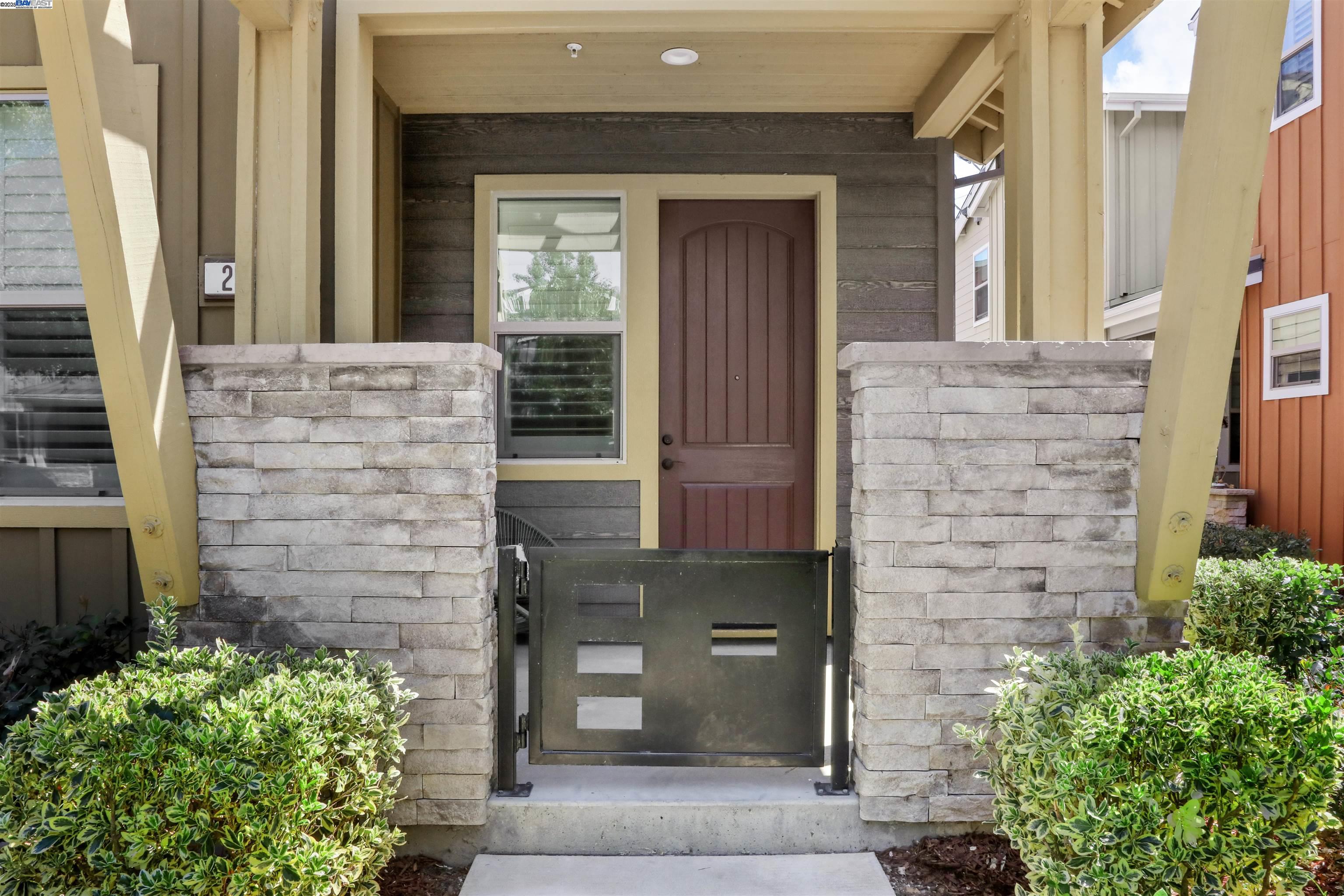 Detail Gallery Image 5 of 44 For 253 Fennel Way, Livermore,  CA 94551 - 4 Beds | 3 Baths