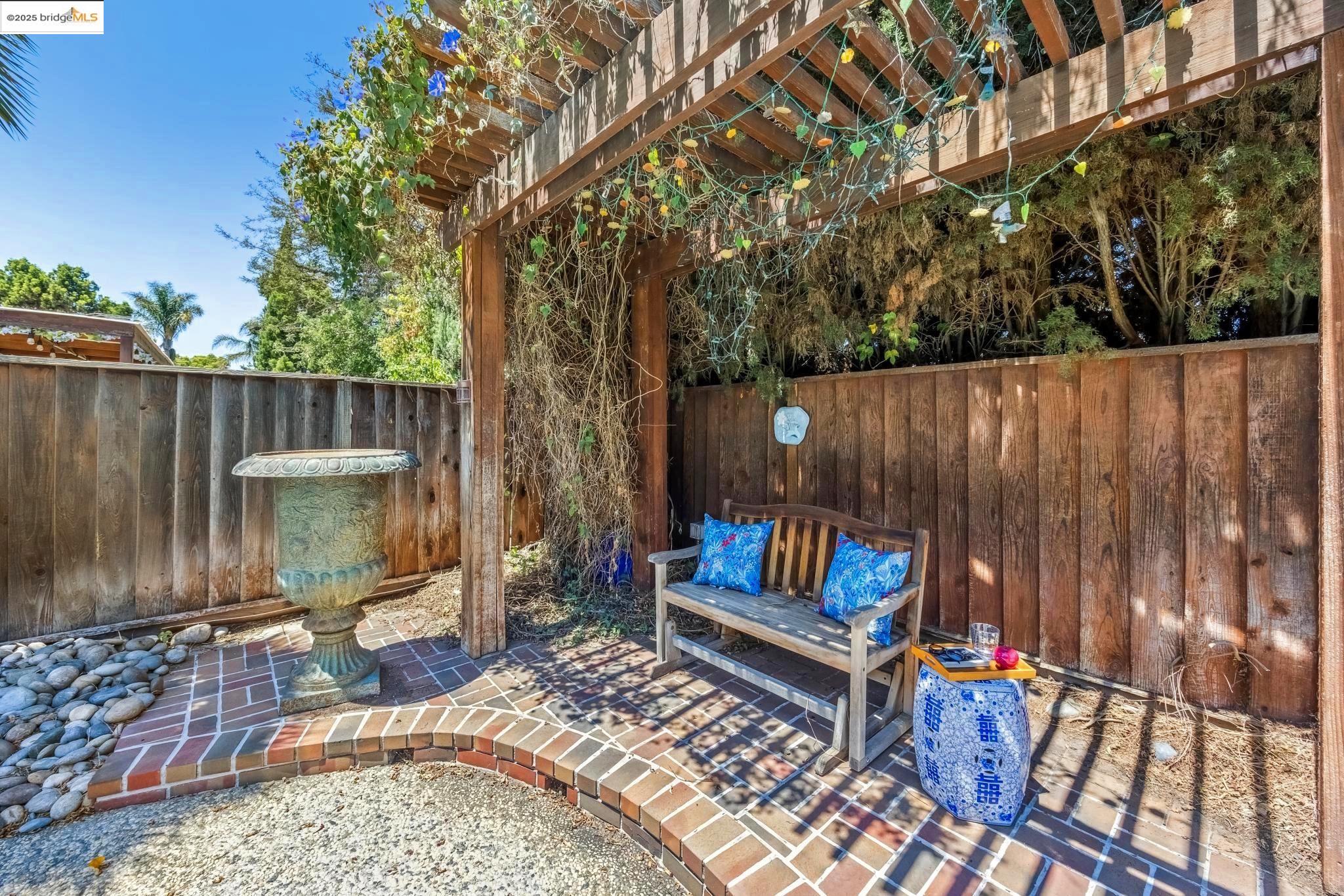 Detail Gallery Image 53 of 60 For 4943 Rice Dr, San Jose,  CA 95111 - 4 Beds | 2/1 Baths