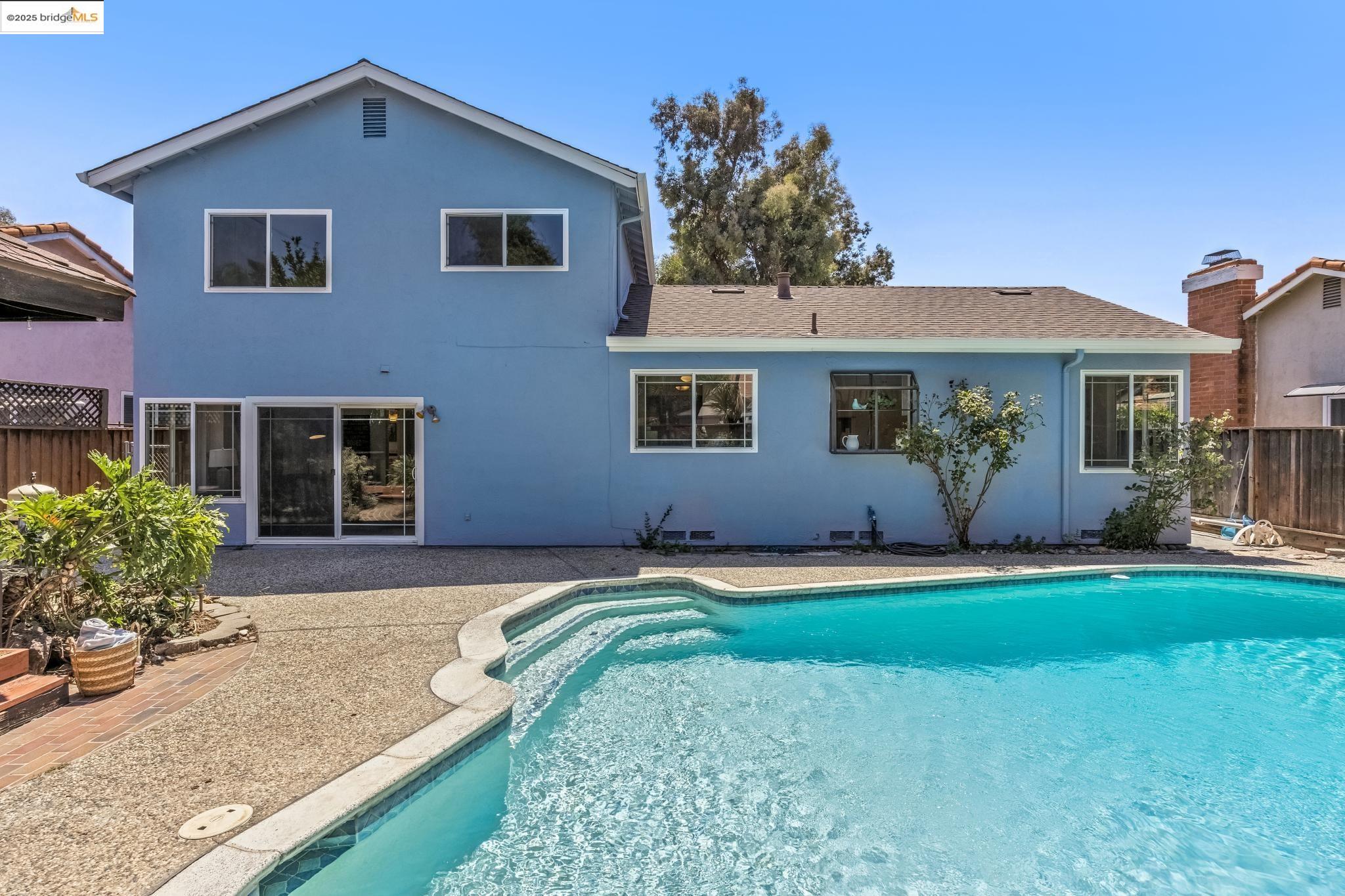 Detail Gallery Image 55 of 60 For 4943 Rice Dr, San Jose,  CA 95111 - 4 Beds | 2/1 Baths