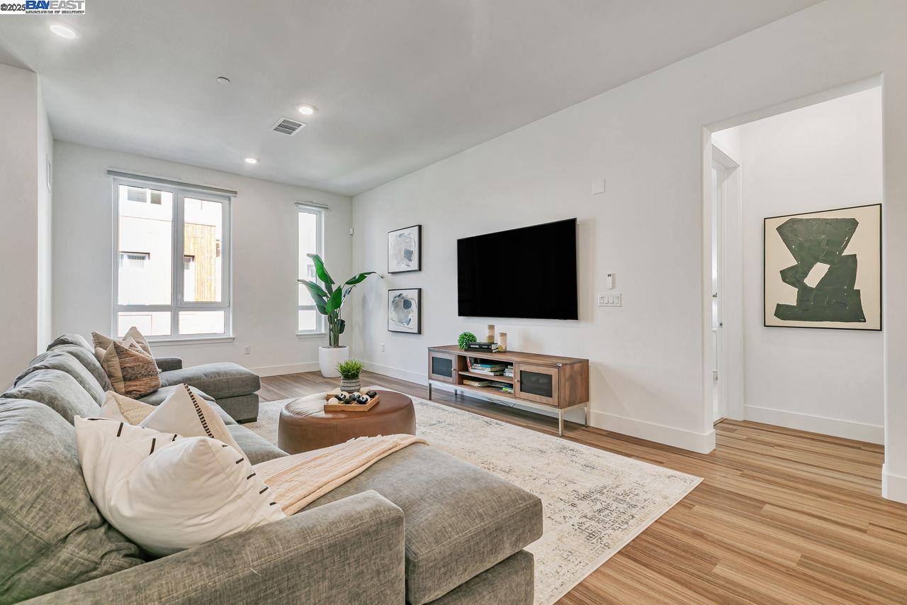 Photo #4: 41104337 Listing 