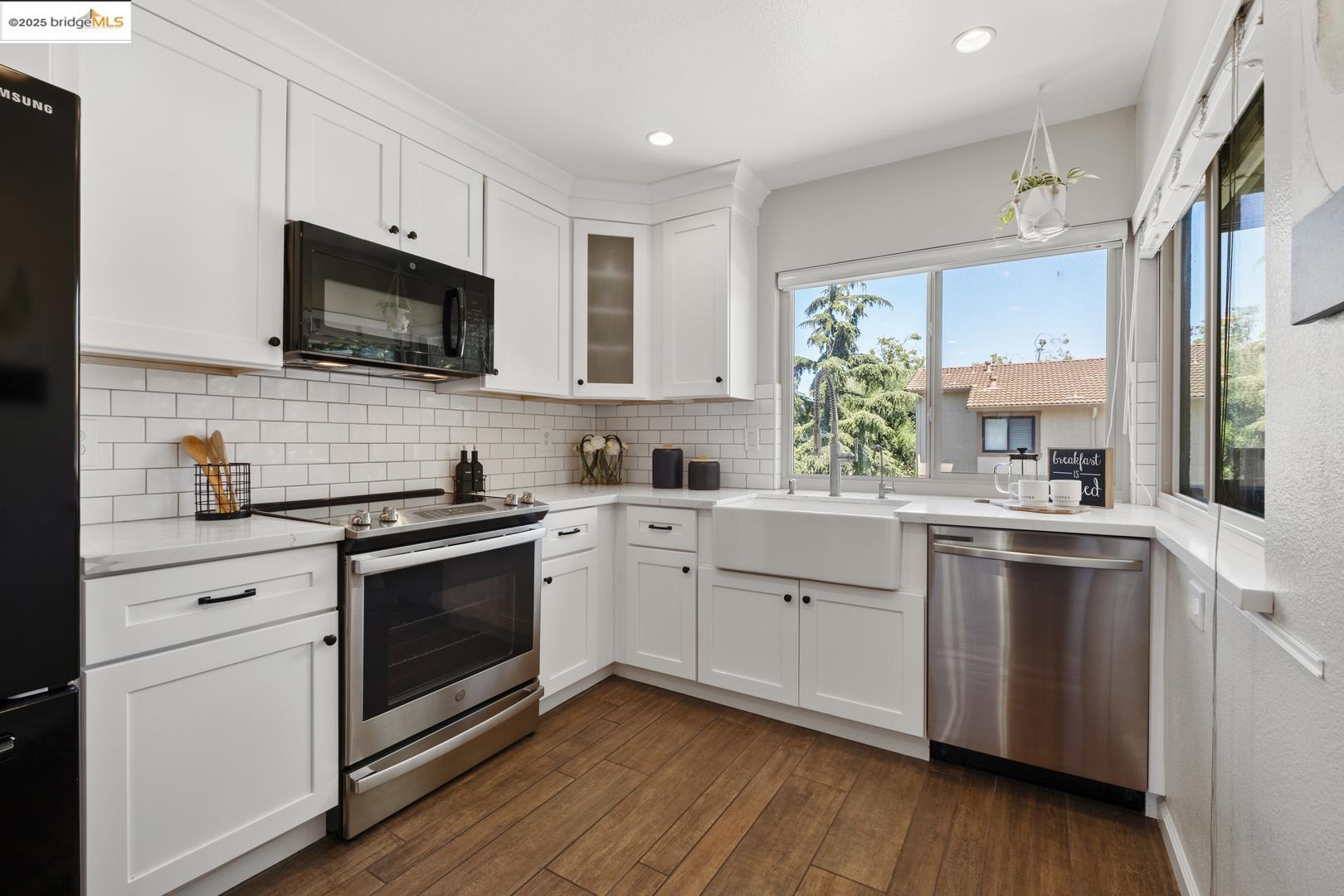 Detail Gallery Image 12 of 35 For 5419 Colony Green Dr, San Jose,  CA 95123 - 2 Beds | 1 Baths