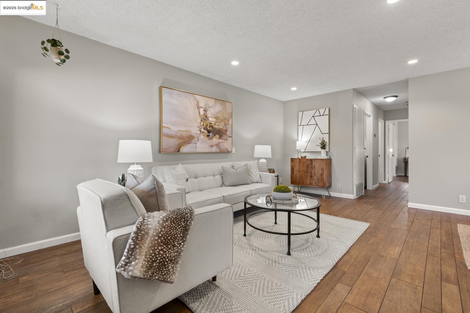 Detail Gallery Image 6 of 35 For 5419 Colony Green Dr, San Jose,  CA 95123 - 2 Beds | 1 Baths