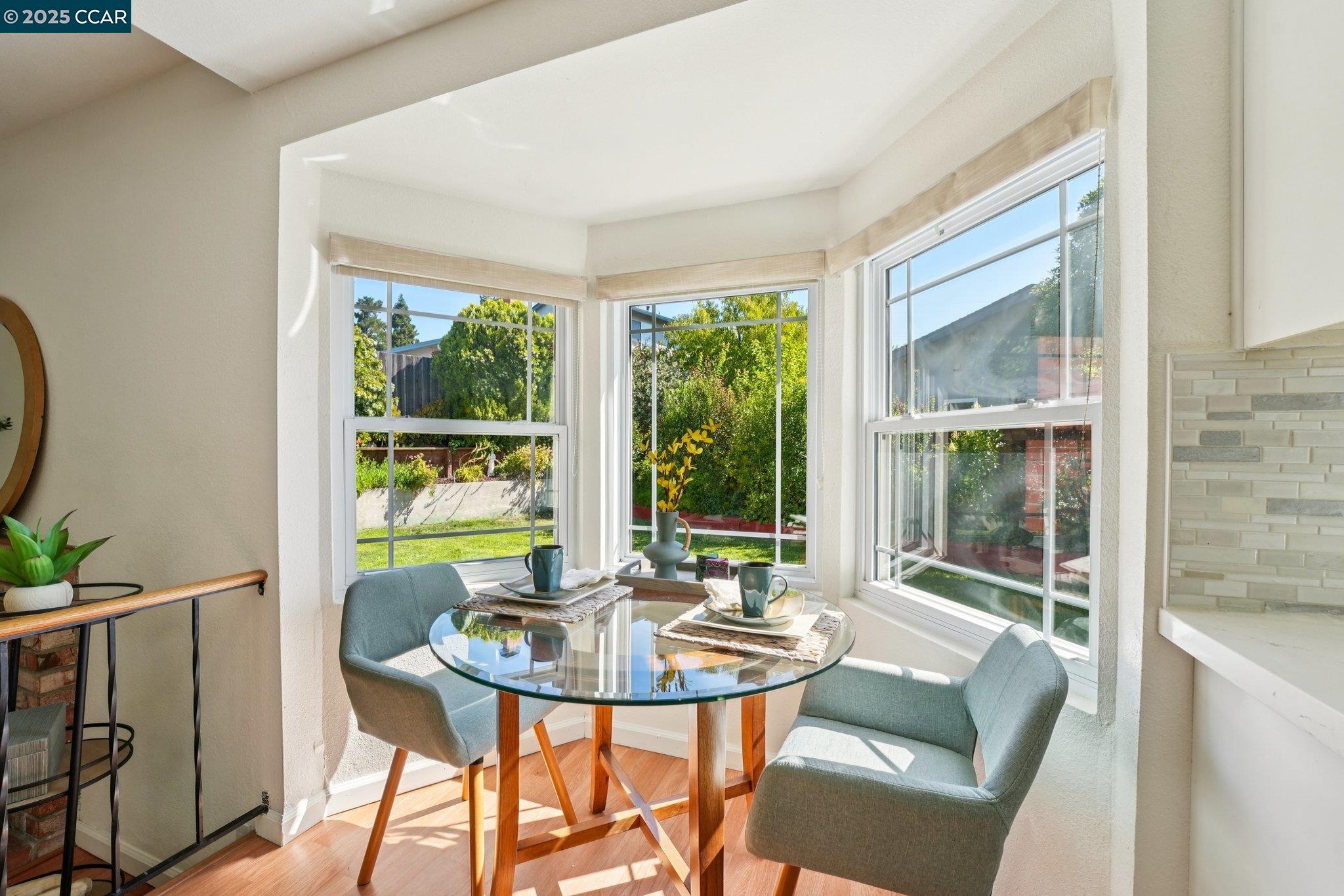 Detail Gallery Image 19 of 55 For 2128 Trinity Ct, Martinez,  CA 94553 - 3 Beds | 2 Baths