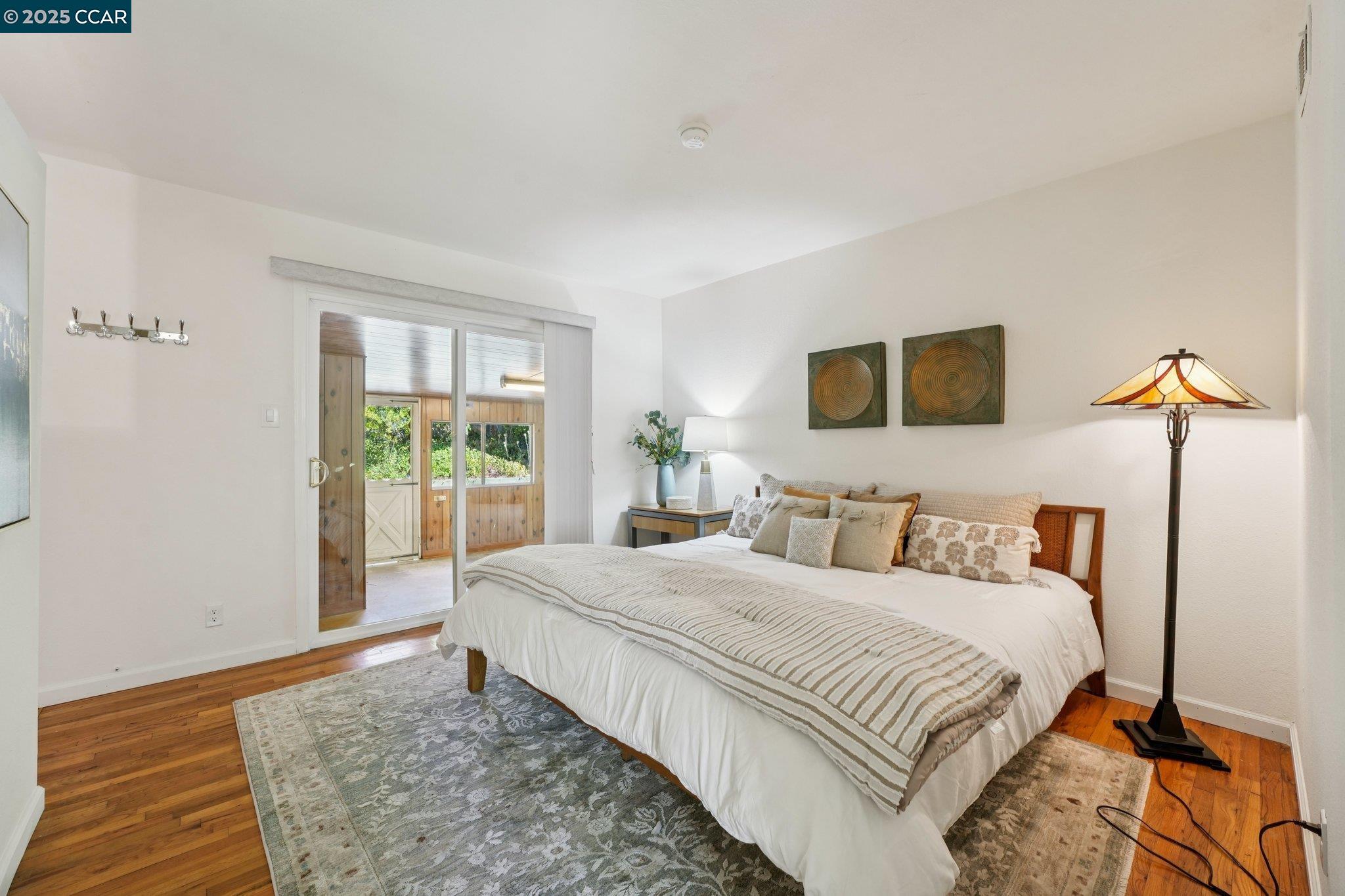 Detail Gallery Image 31 of 55 For 2128 Trinity Ct, Martinez,  CA 94553 - 3 Beds | 2 Baths