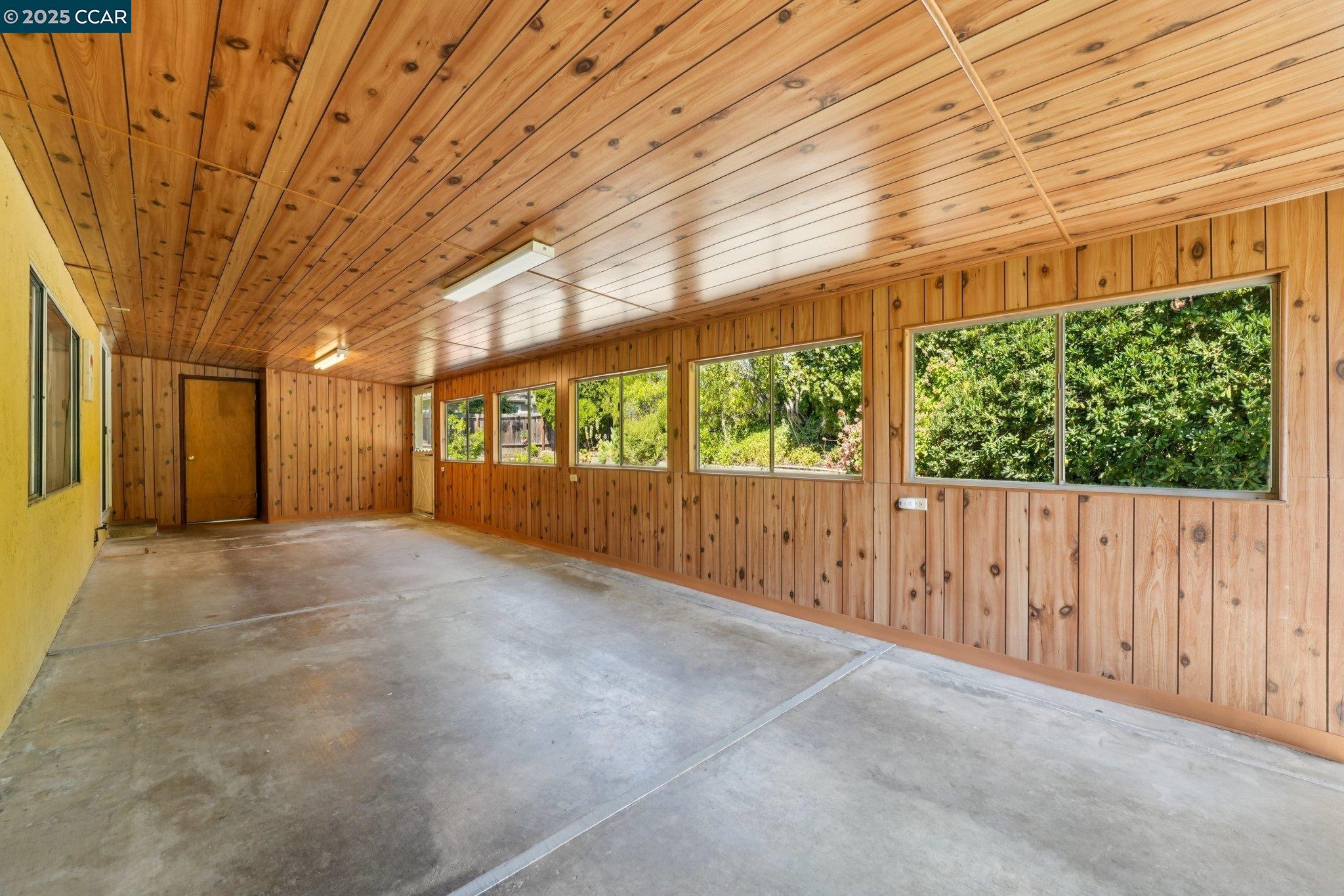 Detail Gallery Image 37 of 55 For 2128 Trinity Ct, Martinez,  CA 94553 - 3 Beds | 2 Baths