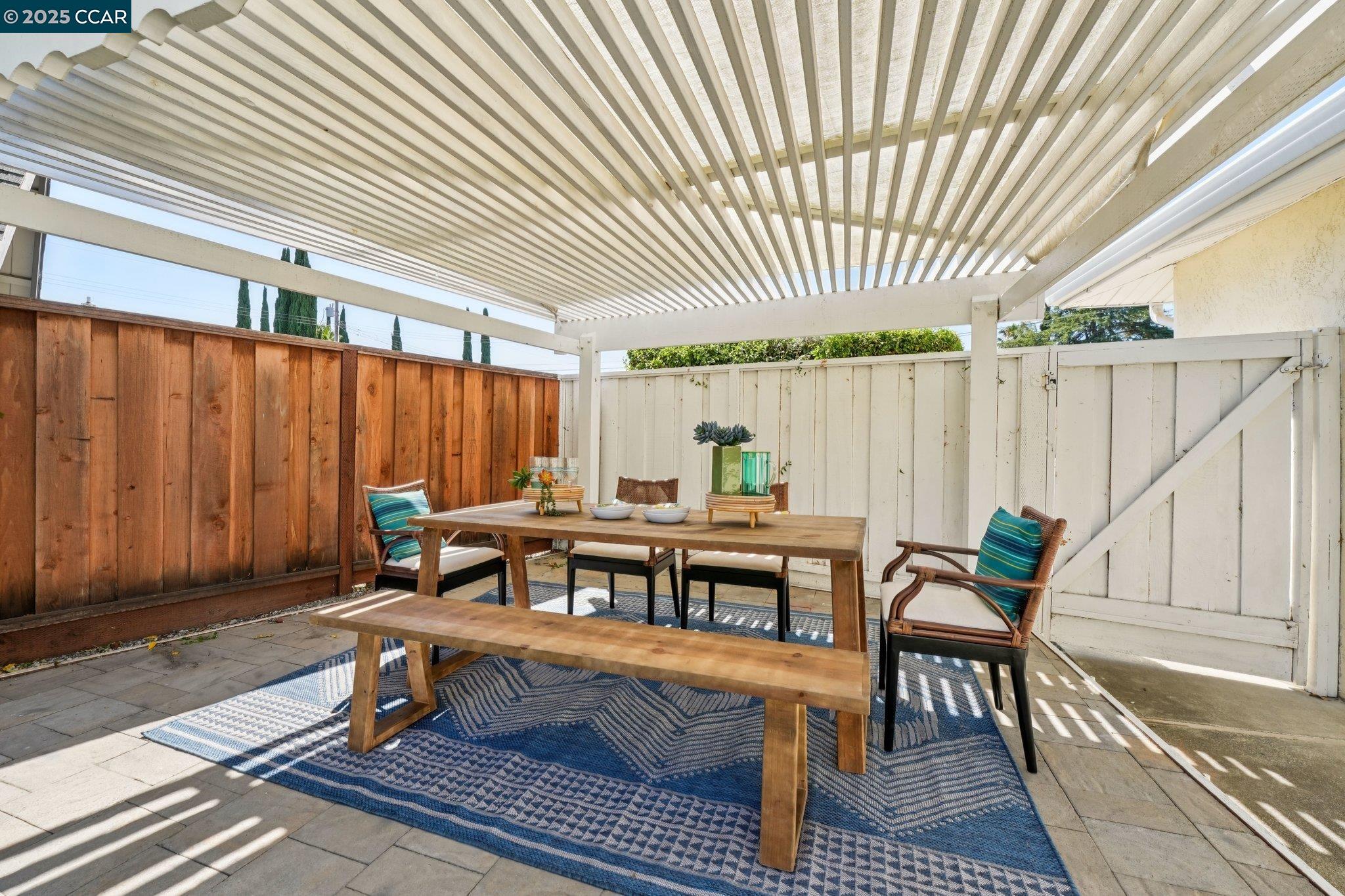 Detail Gallery Image 44 of 55 For 2128 Trinity Ct, Martinez,  CA 94553 - 3 Beds | 2 Baths