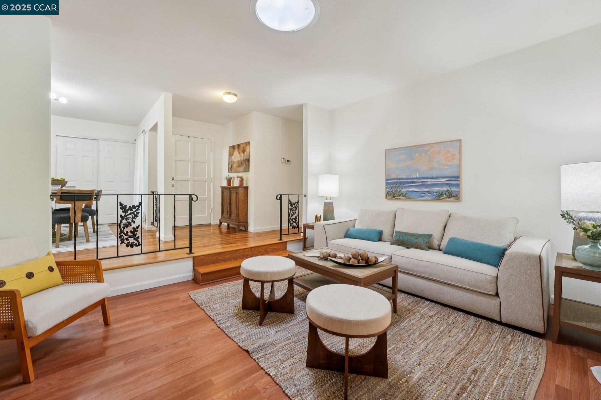 Detail Gallery Image 7 of 55 For 2128 Trinity Ct, Martinez,  CA 94553 - 3 Beds | 2 Baths