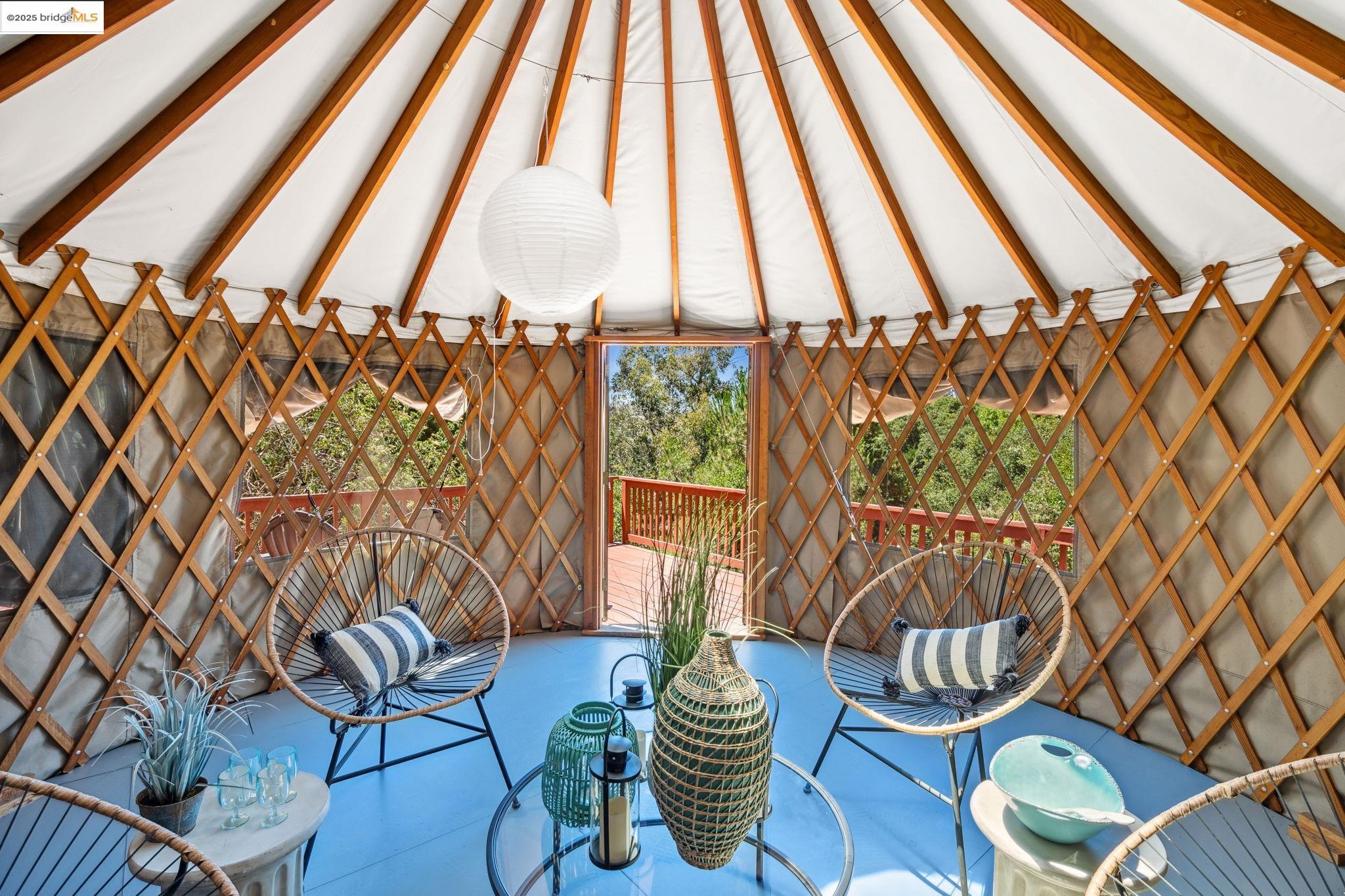 Detail Gallery Image 20 of 30 For 4084 Lambert Rd, El Sobrante,  CA 94803 - 2 Beds | 1 Baths