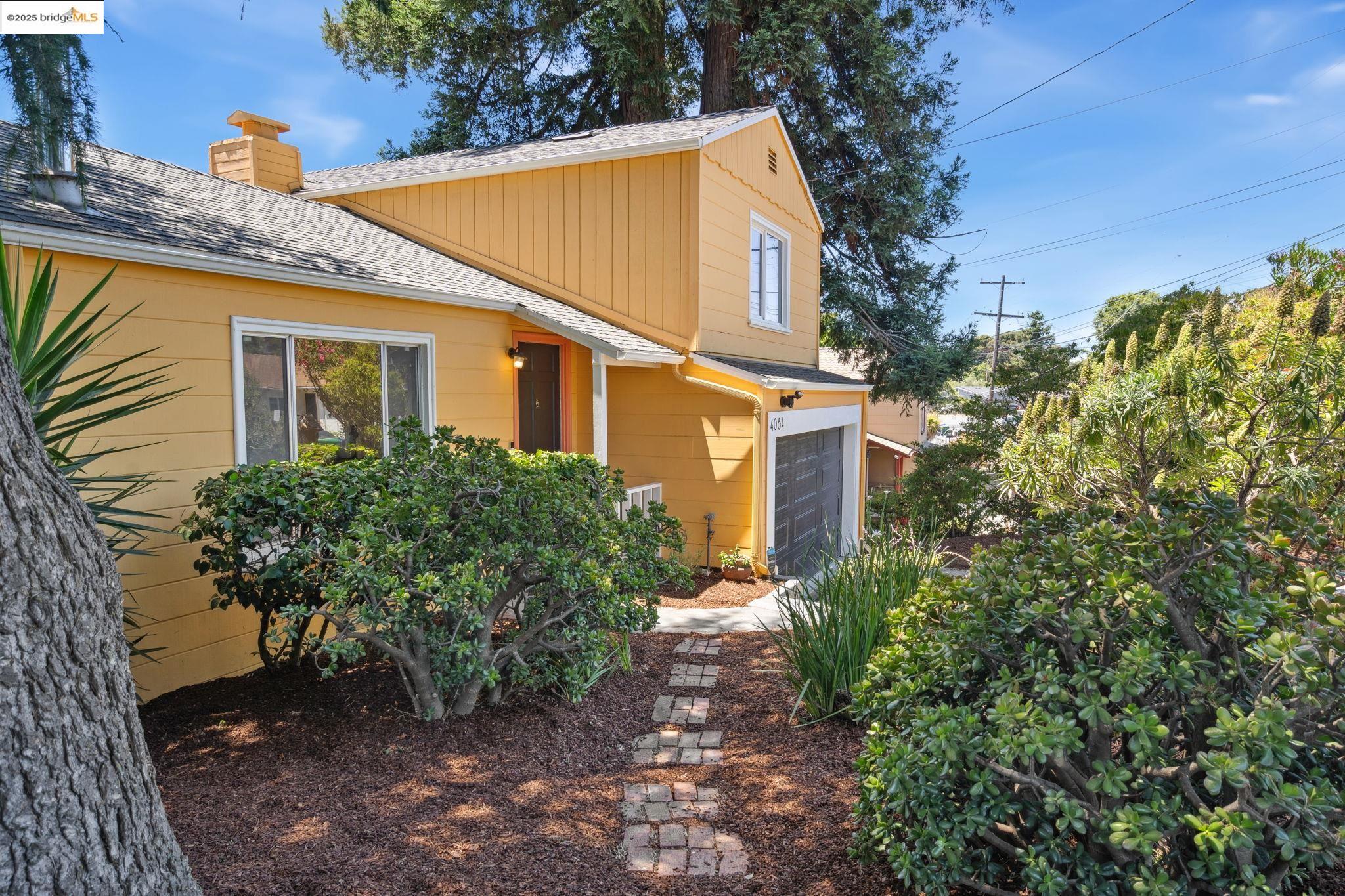 Detail Gallery Image 27 of 30 For 4084 Lambert Rd, El Sobrante,  CA 94803 - 2 Beds | 1 Baths